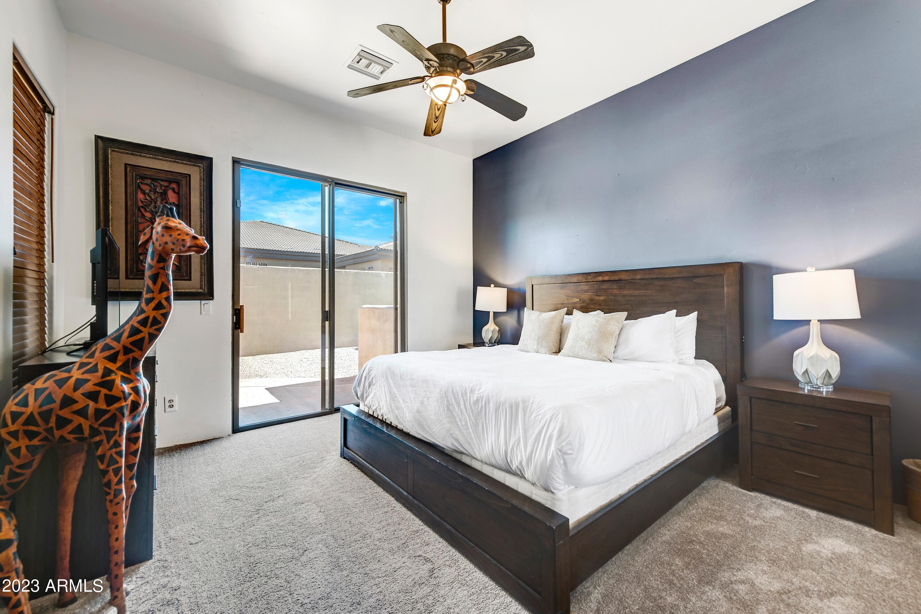 MIRAGE CROSSING - Residential