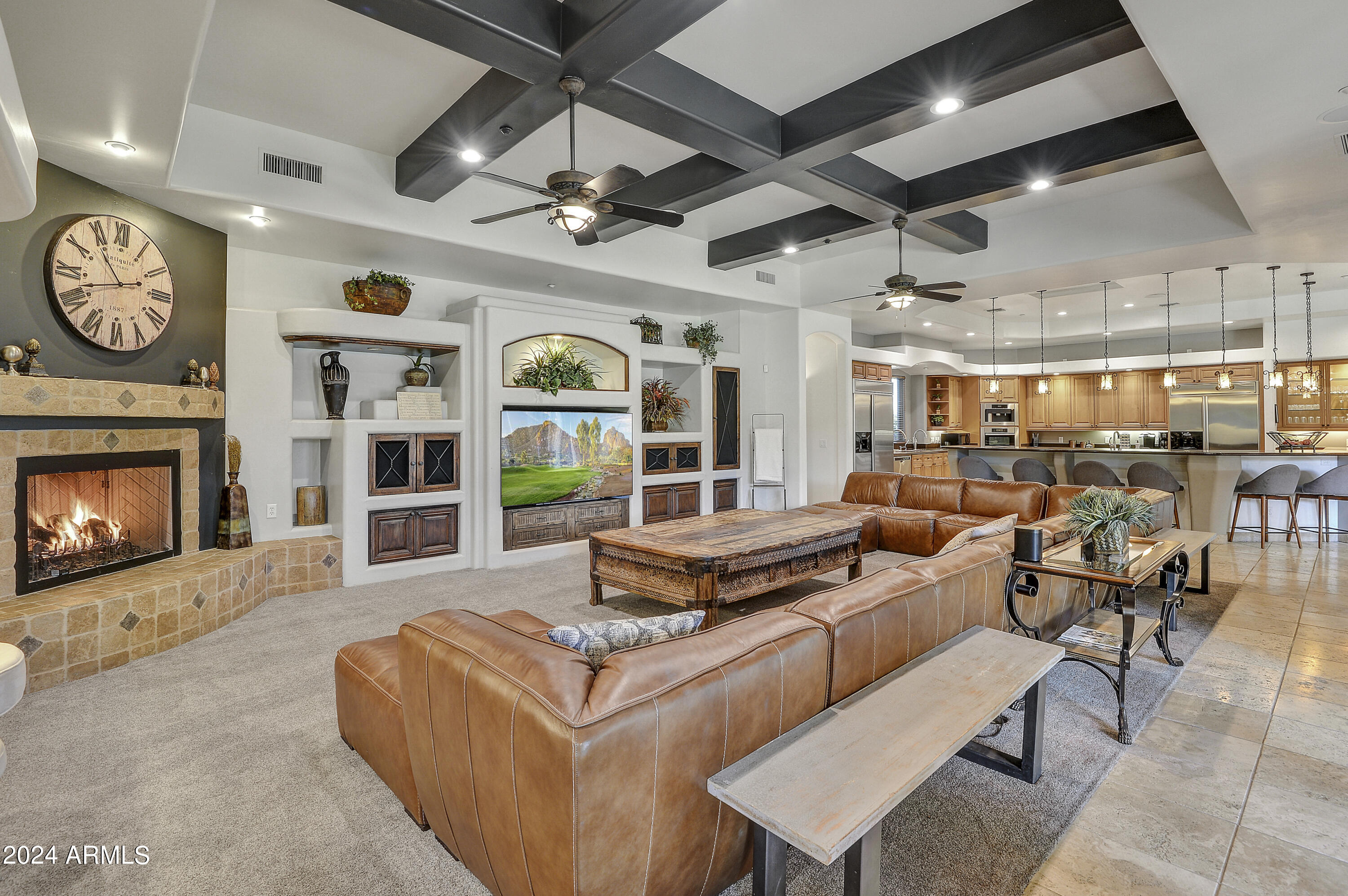 MIRAGE CROSSING - Residential