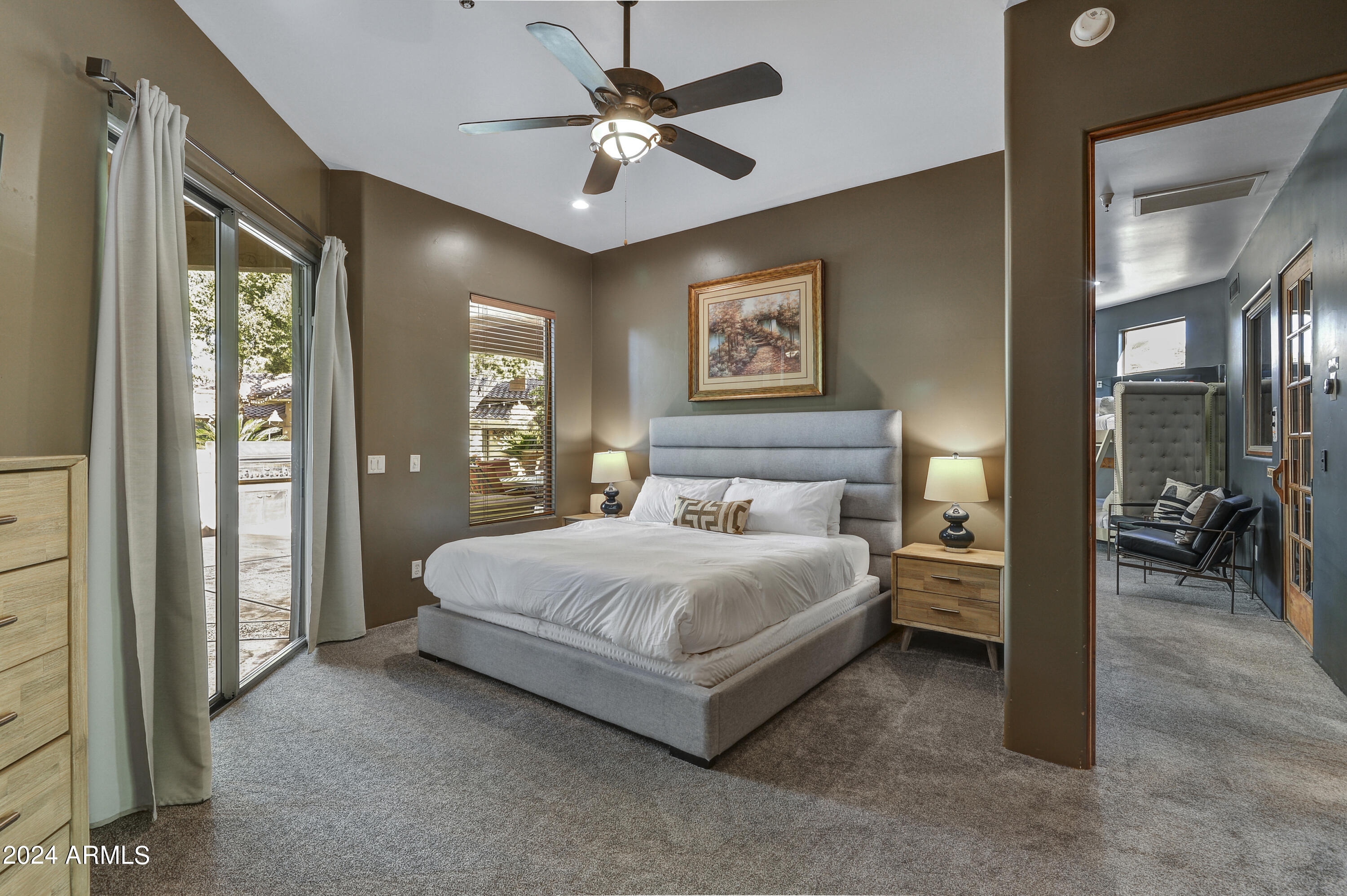 MIRAGE CROSSING - Residential