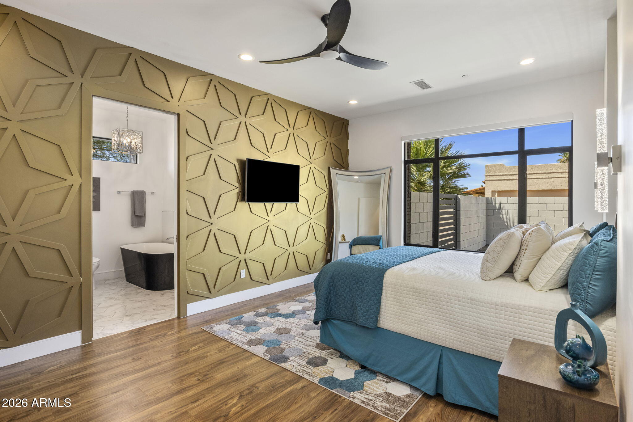 SCOTTSDALE COUNTRY CLUB ESTATES - Residential