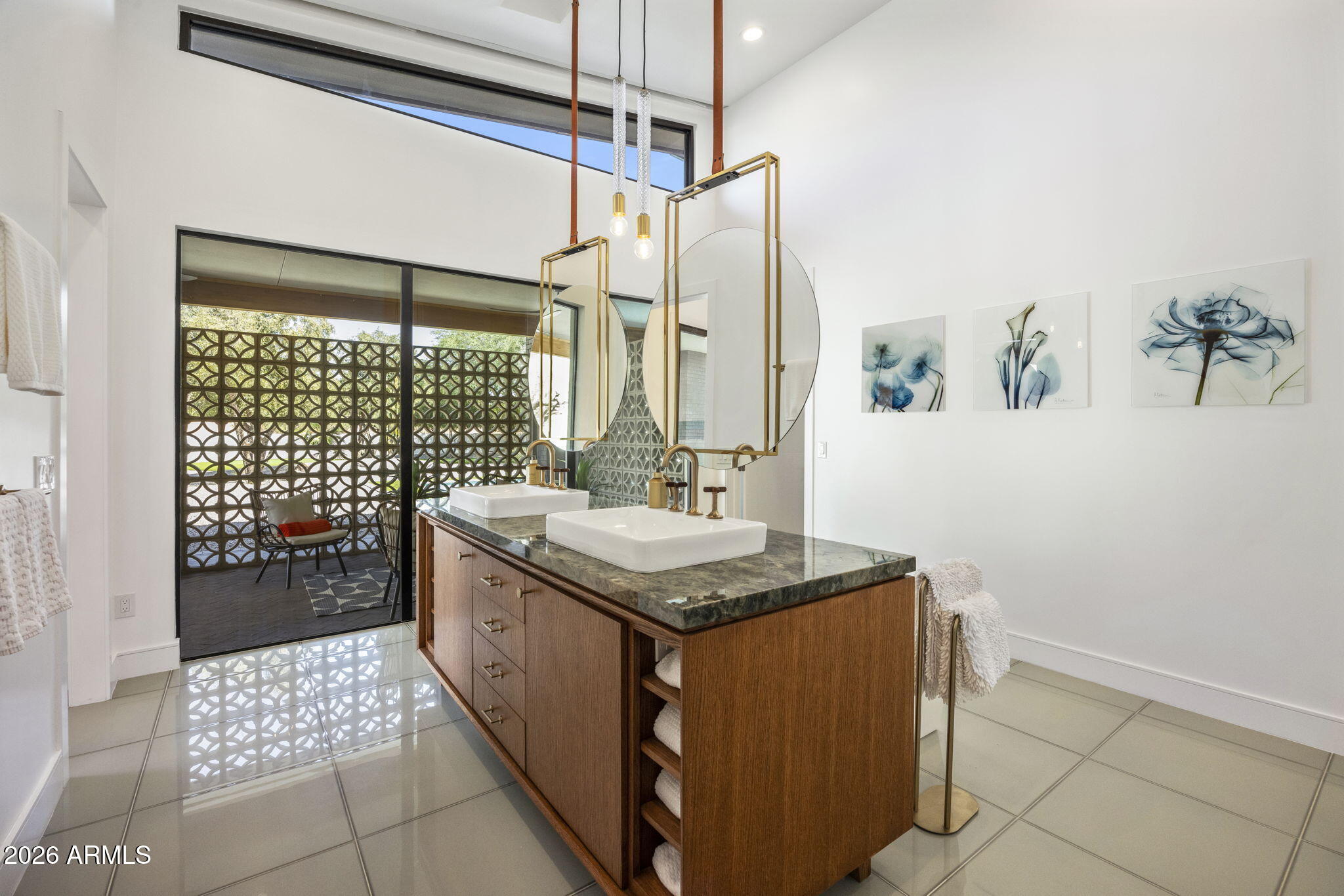 SCOTTSDALE COUNTRY CLUB ESTATES - Residential