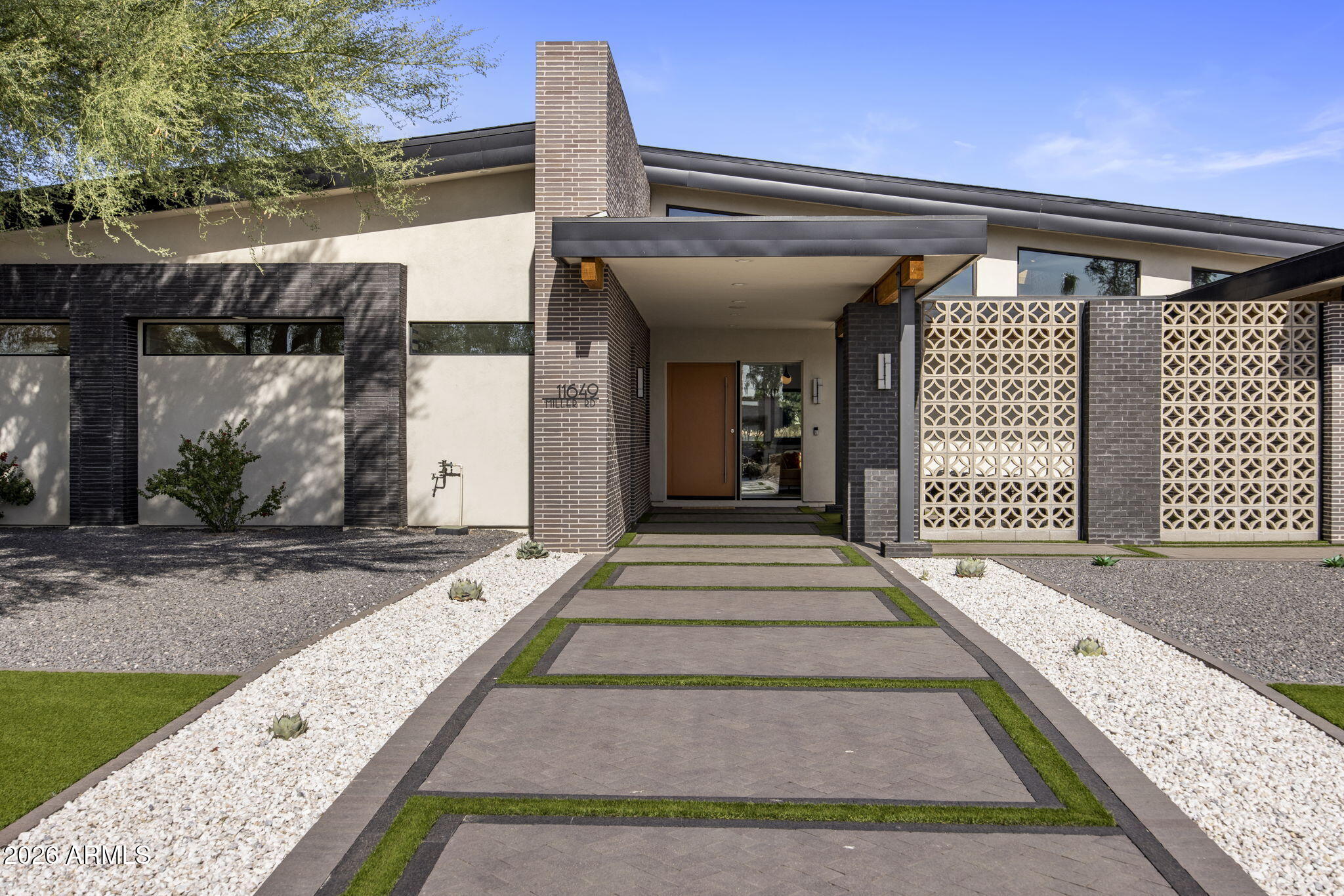 SCOTTSDALE COUNTRY CLUB ESTATES - Residential