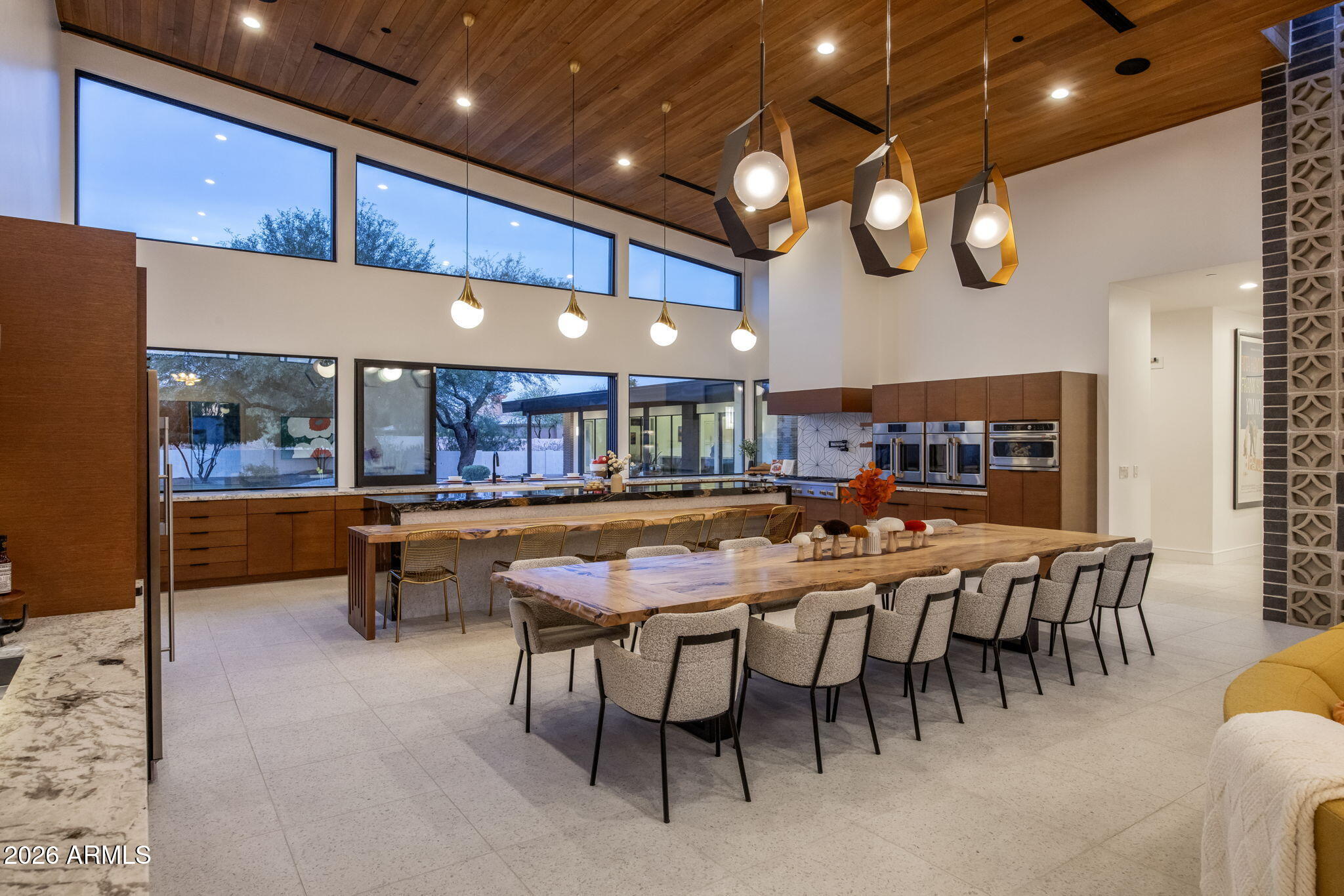 SCOTTSDALE COUNTRY CLUB ESTATES - Residential