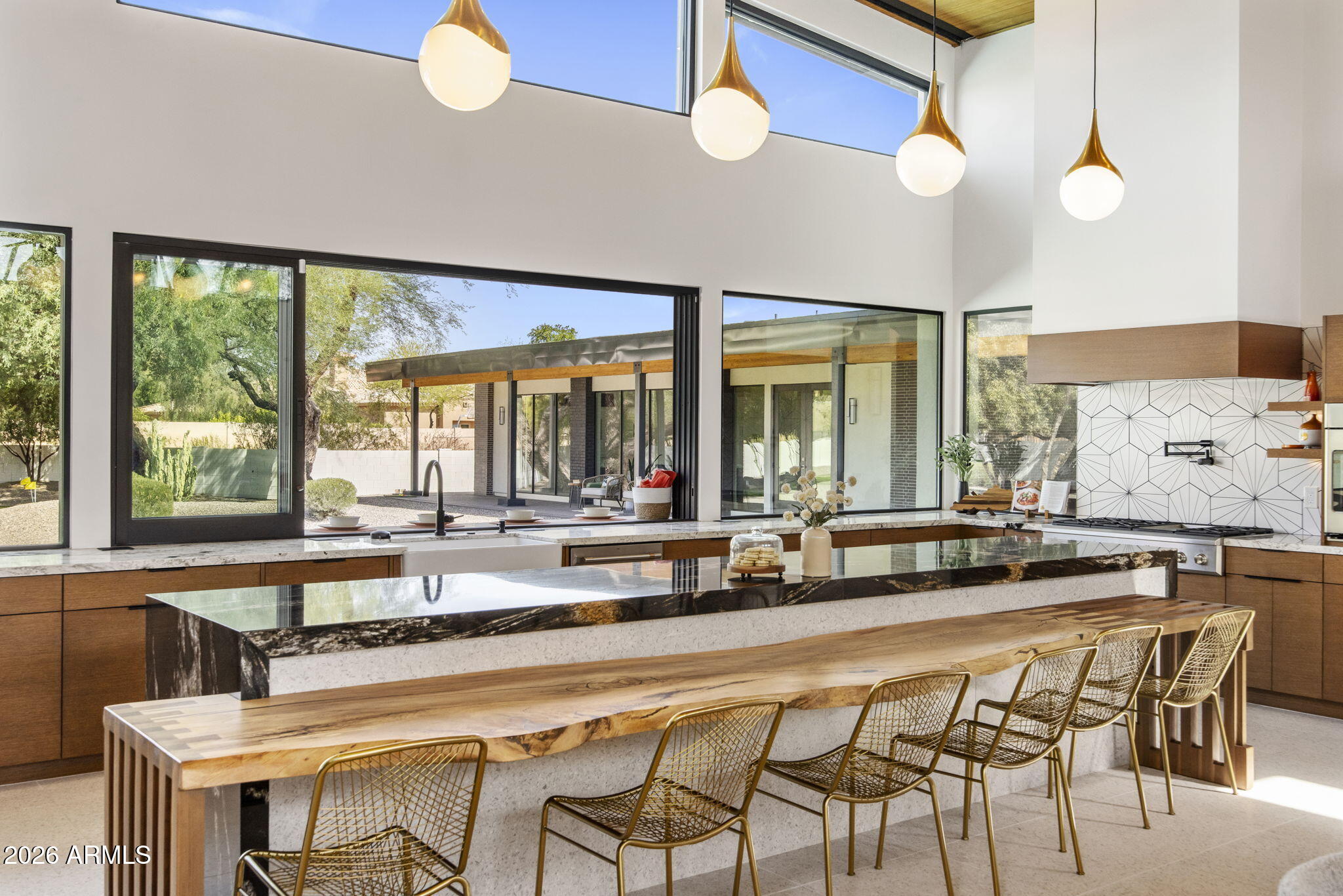 SCOTTSDALE COUNTRY CLUB ESTATES - Residential
