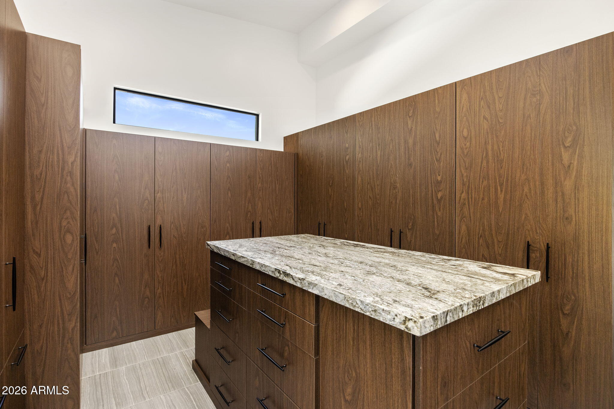 SCOTTSDALE COUNTRY CLUB ESTATES - Residential