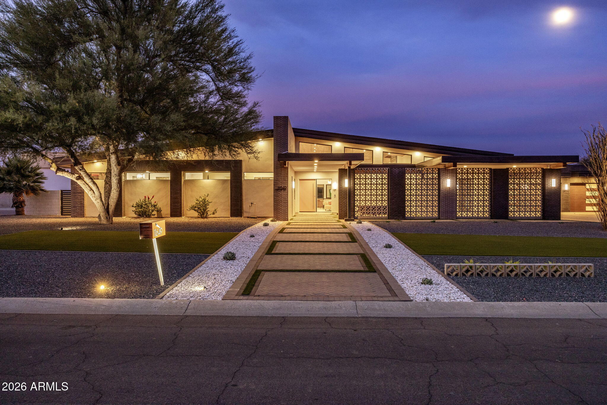 SCOTTSDALE COUNTRY CLUB ESTATES - Residential