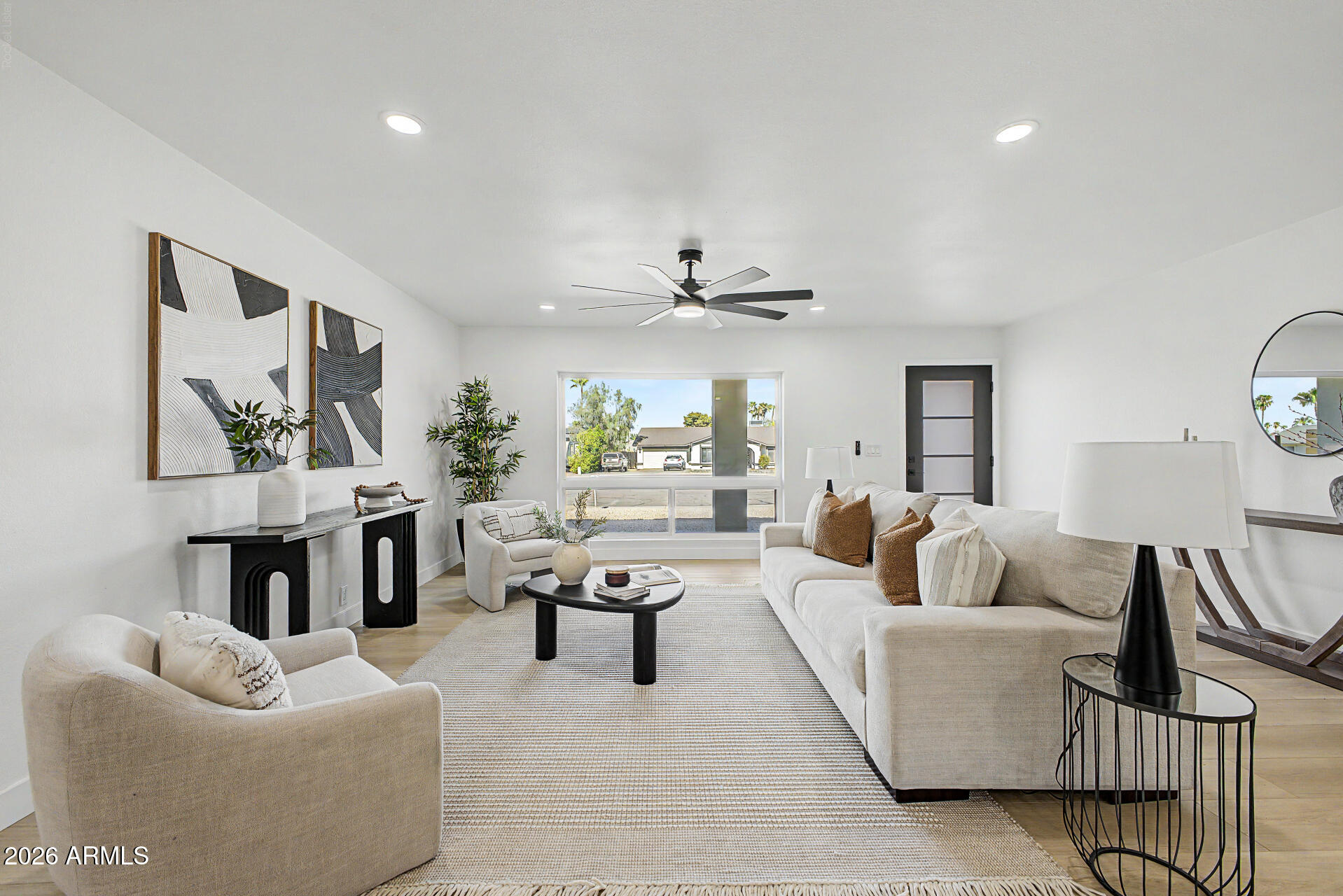 DESERT VISTA UNIT 4 - Residential