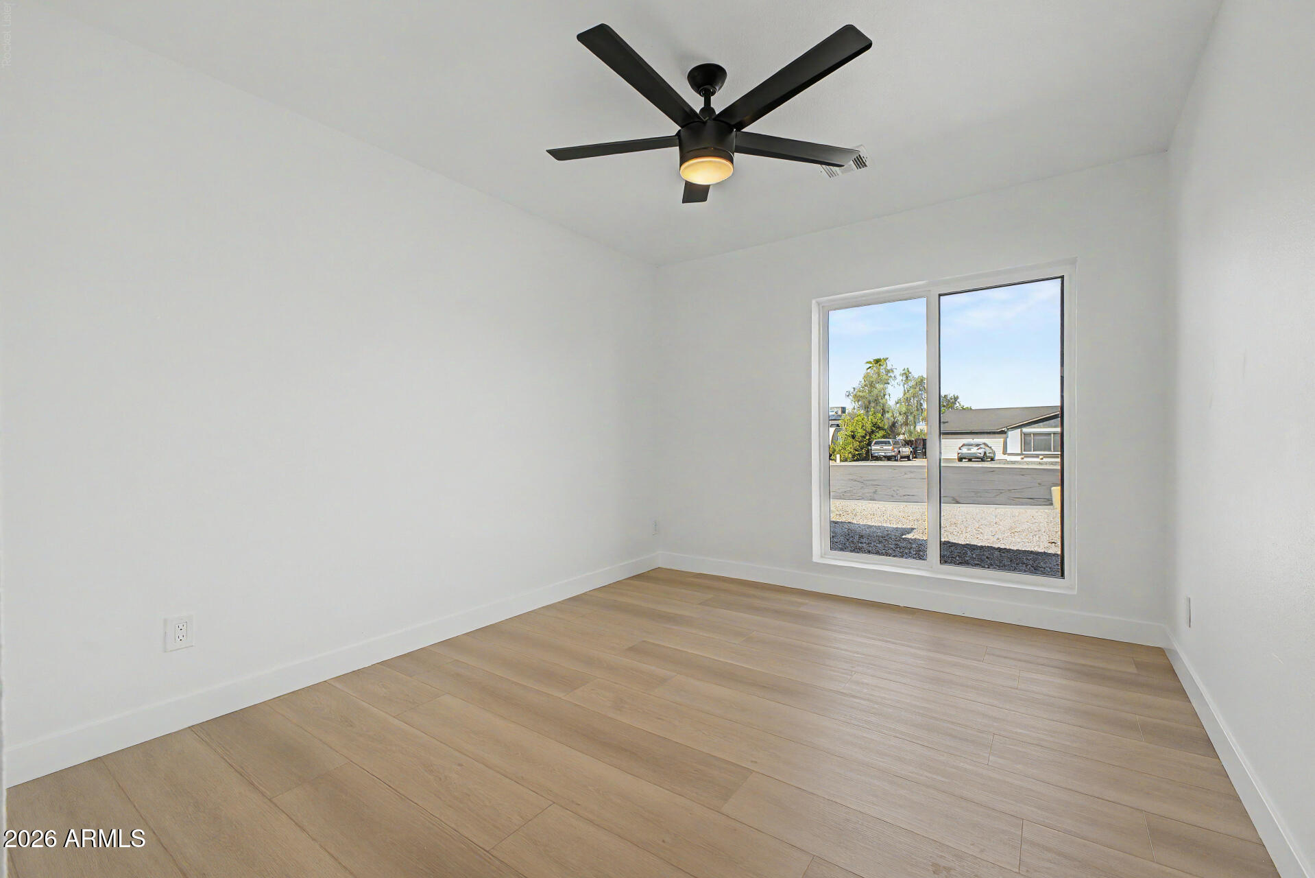 DESERT VISTA UNIT 4 - Residential