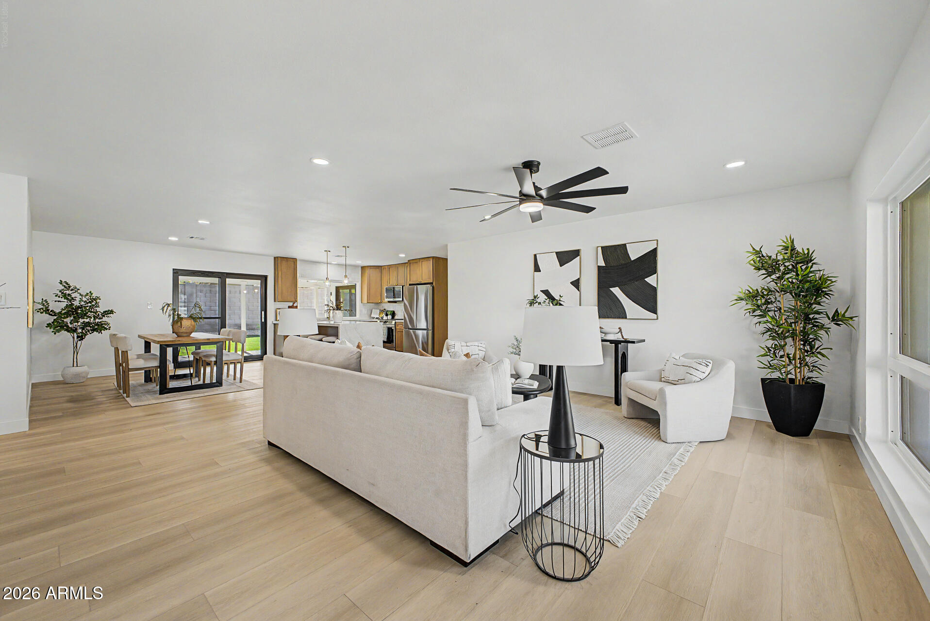 DESERT VISTA UNIT 4 - Residential