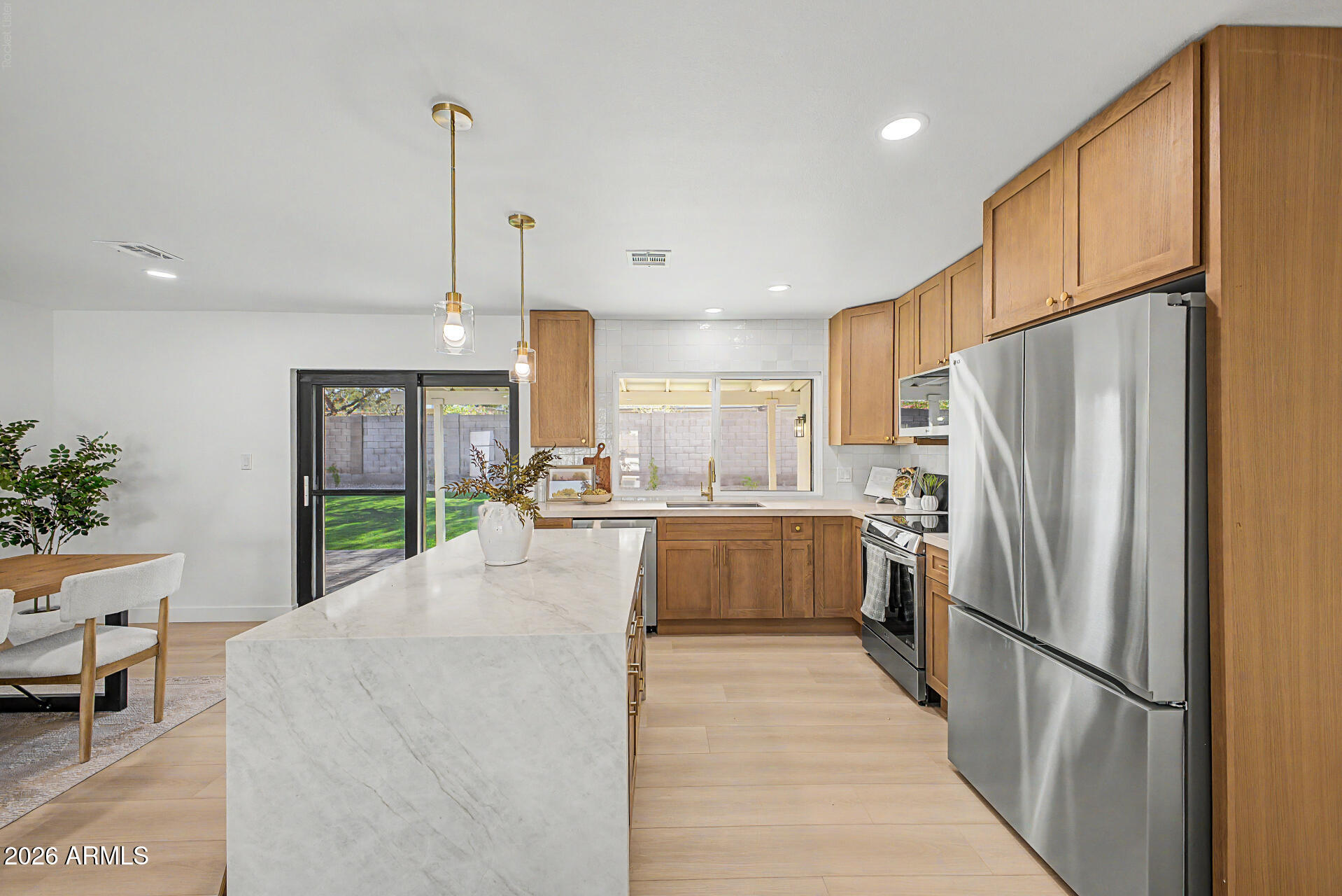 DESERT VISTA UNIT 4 - Residential