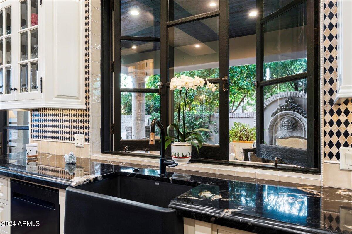ARTESANO AT TROON CANYON - Residential