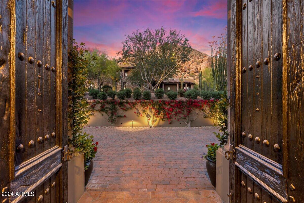 ARTESANO AT TROON CANYON - Residential