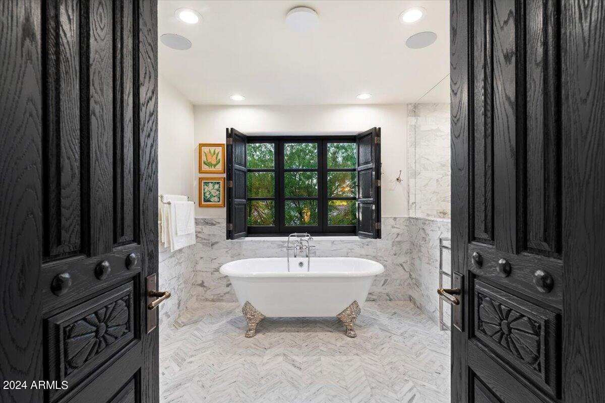 ARTESANO AT TROON CANYON - Residential