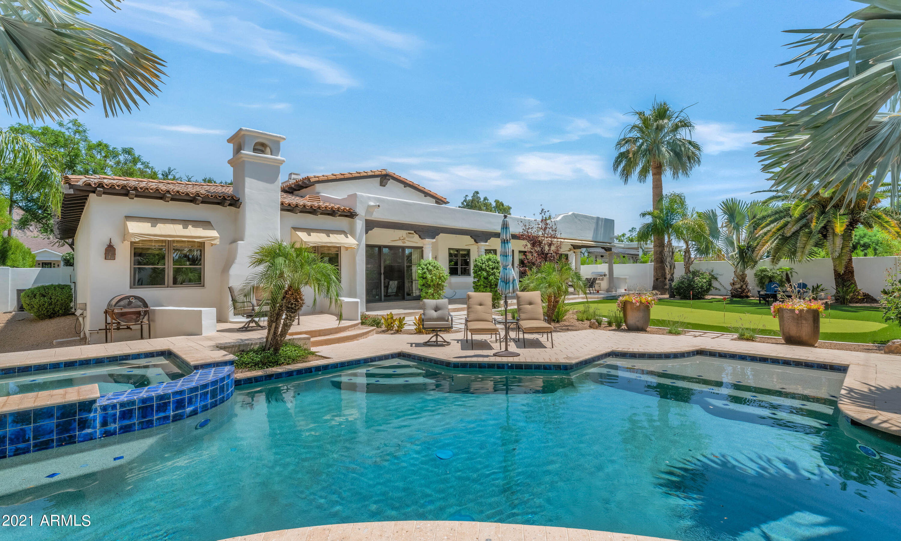 LA MAZA VILLA 1 - Residential