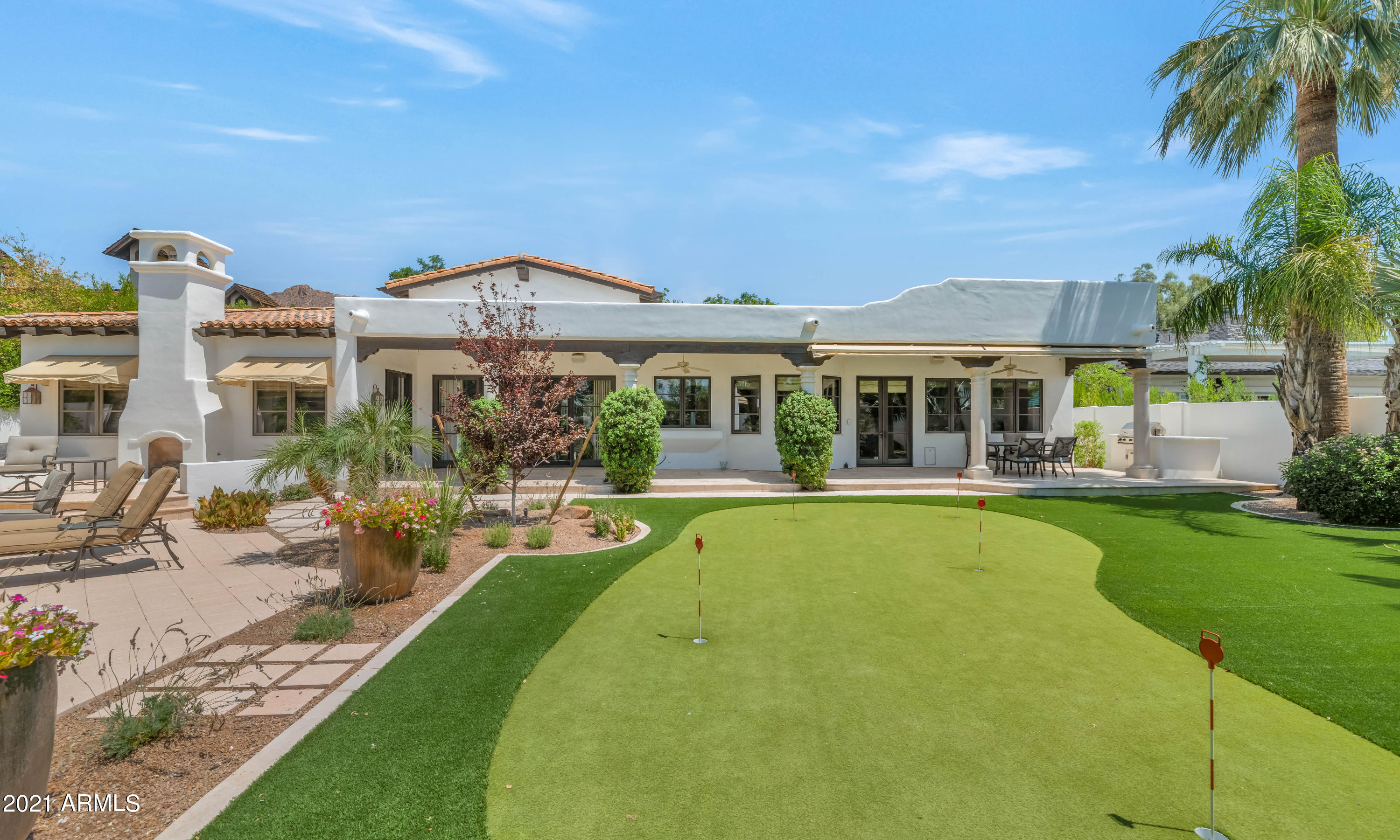 LA MAZA VILLA 1 - Residential