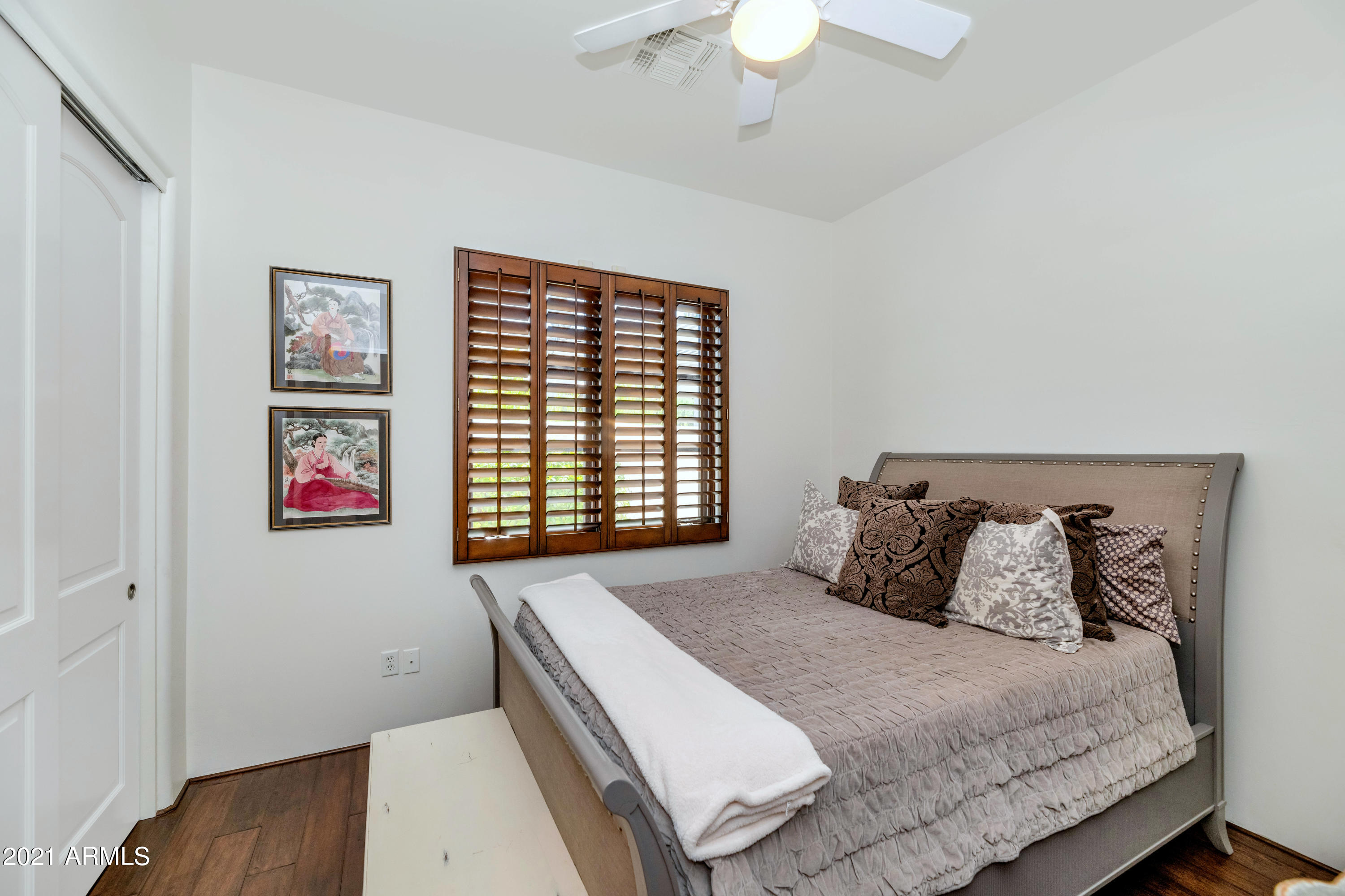LA MAZA VILLA 1 - Residential