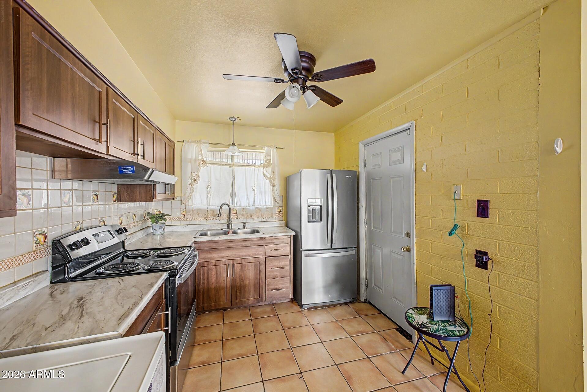 SUN CITY 1 LOT 90-240 419-436 TR 1-27 A D - Residential