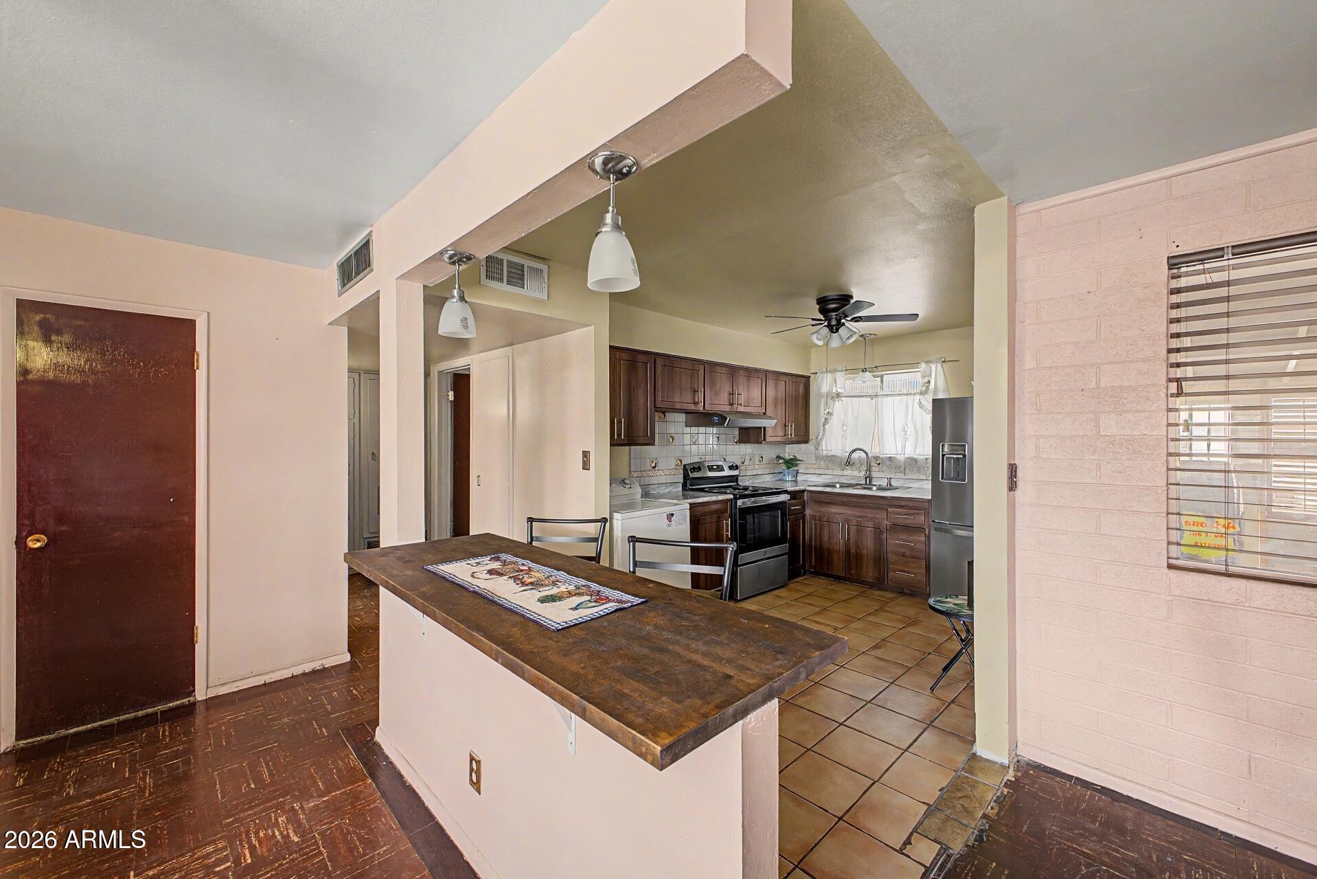 SUN CITY 1 LOT 90-240 419-436 TR 1-27 A D - Residential