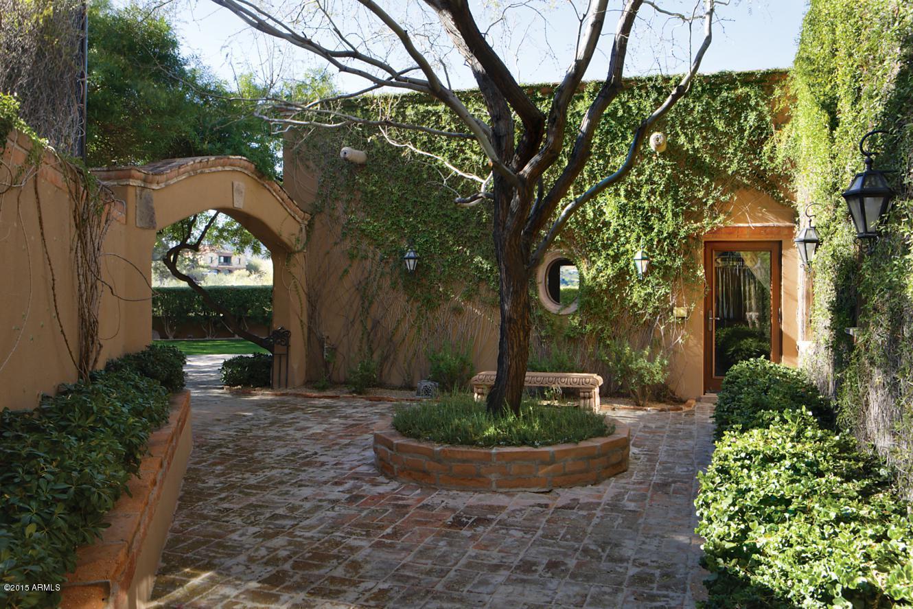 Paradise Canyon Foothills - Residential
