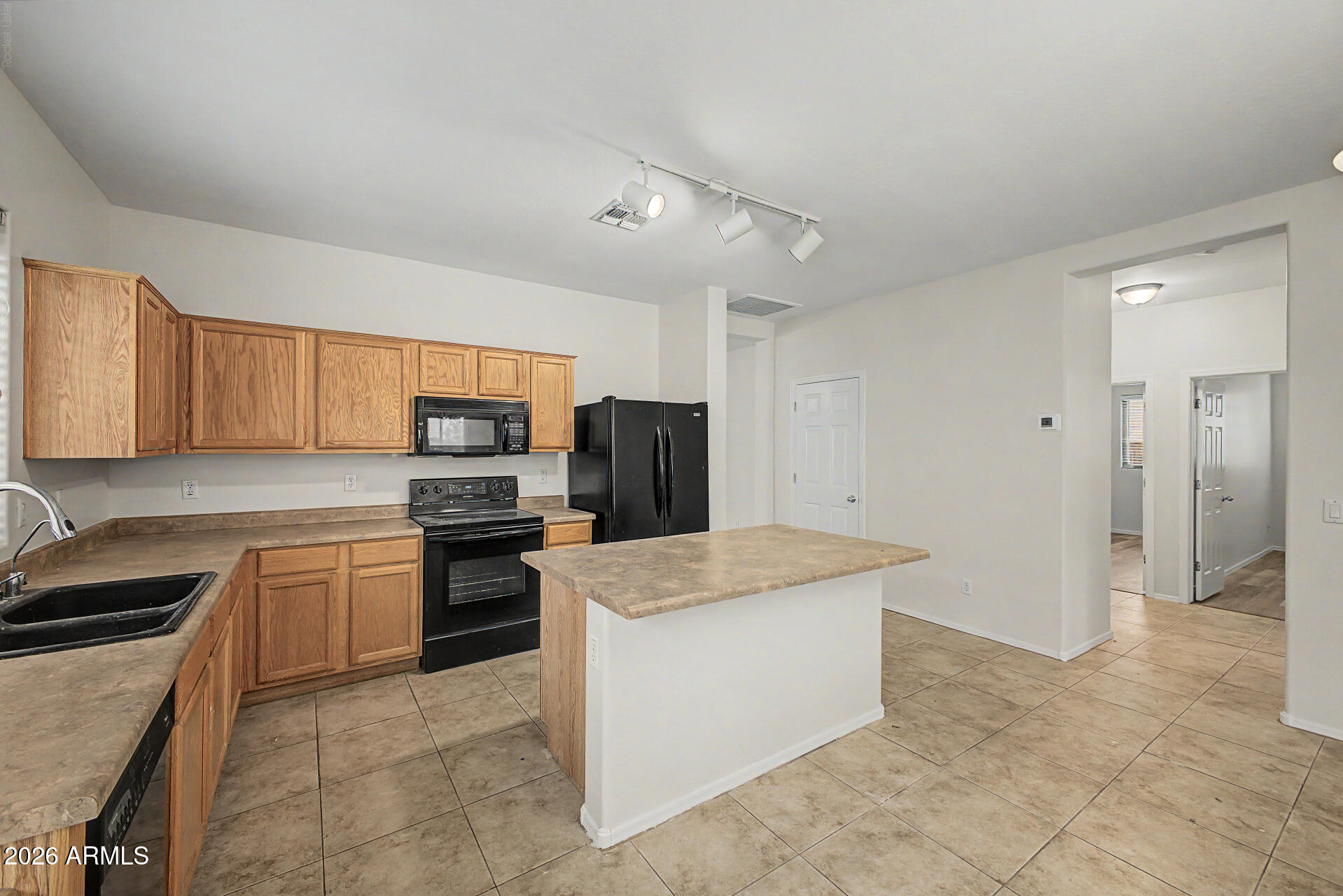 ACACIA CROSSINGS PARCEL 1 - Residential