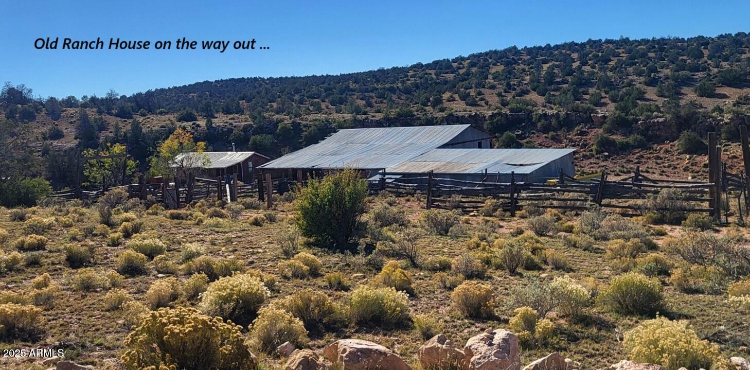 Cataract Canyon - Land