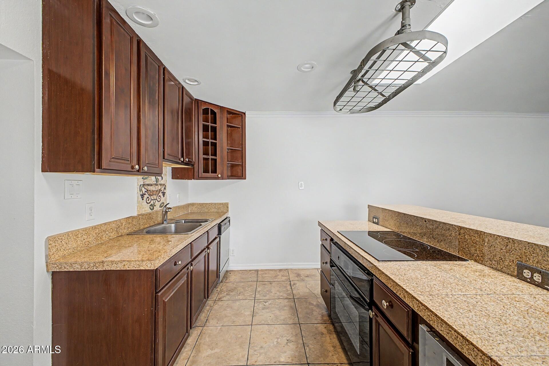 WOODLAWN PARK - Residential