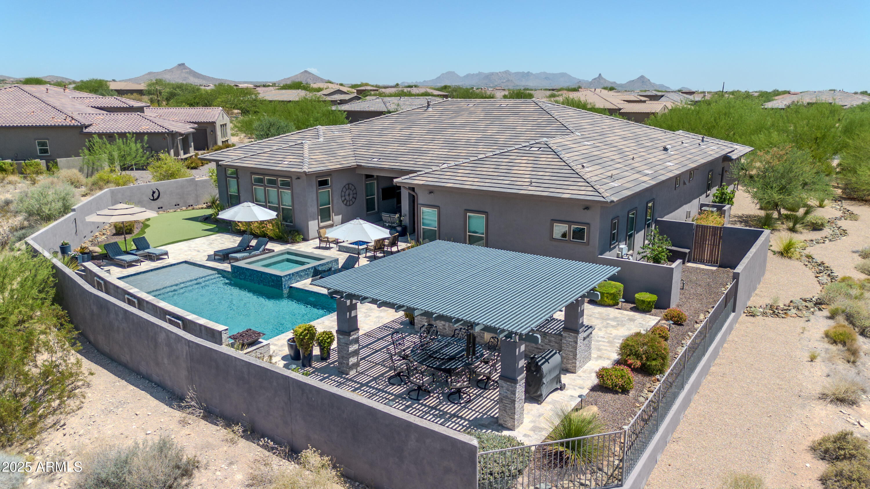 ANDALUZA - Residential