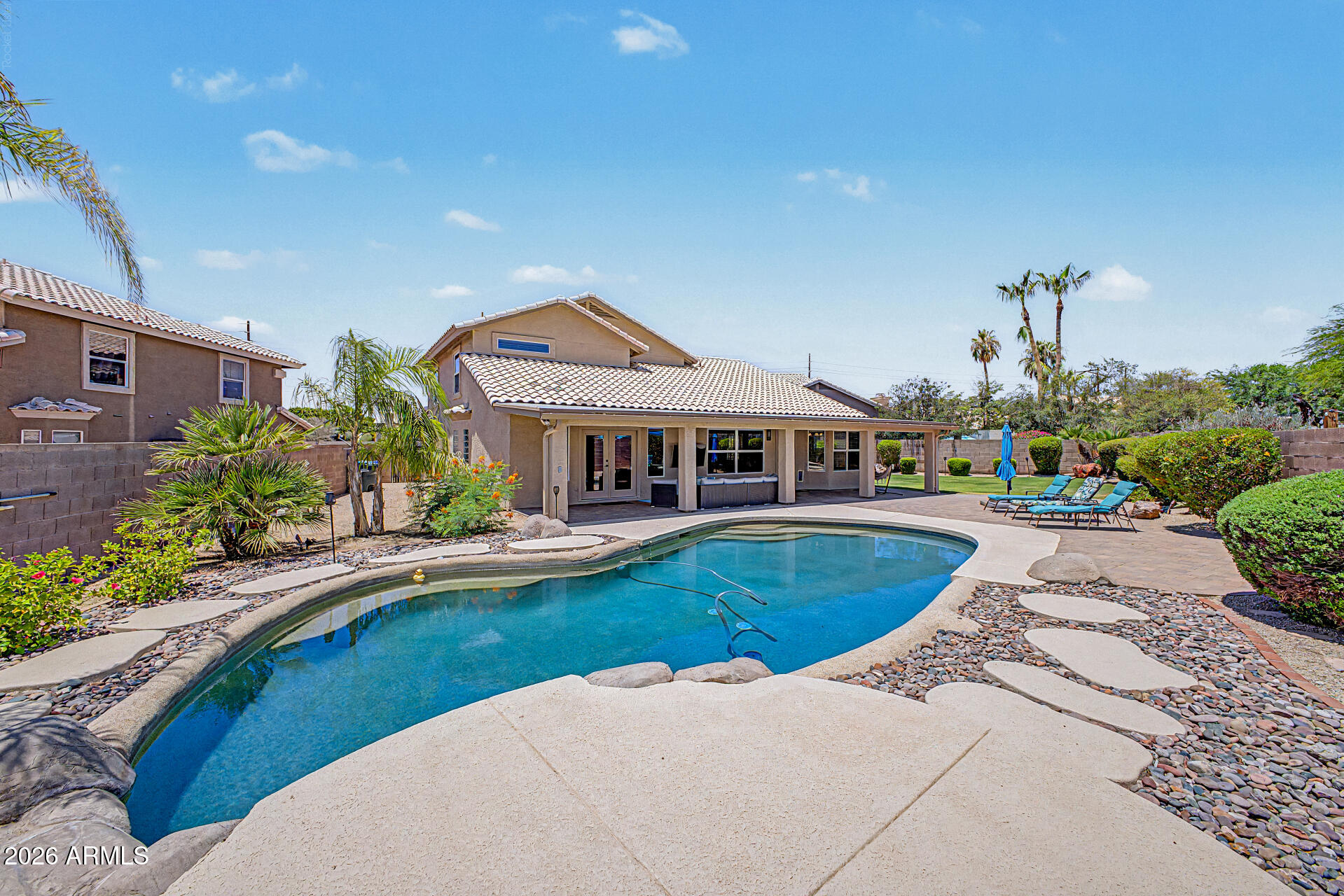 MOUNTAIN PARK RANCH - Residential
