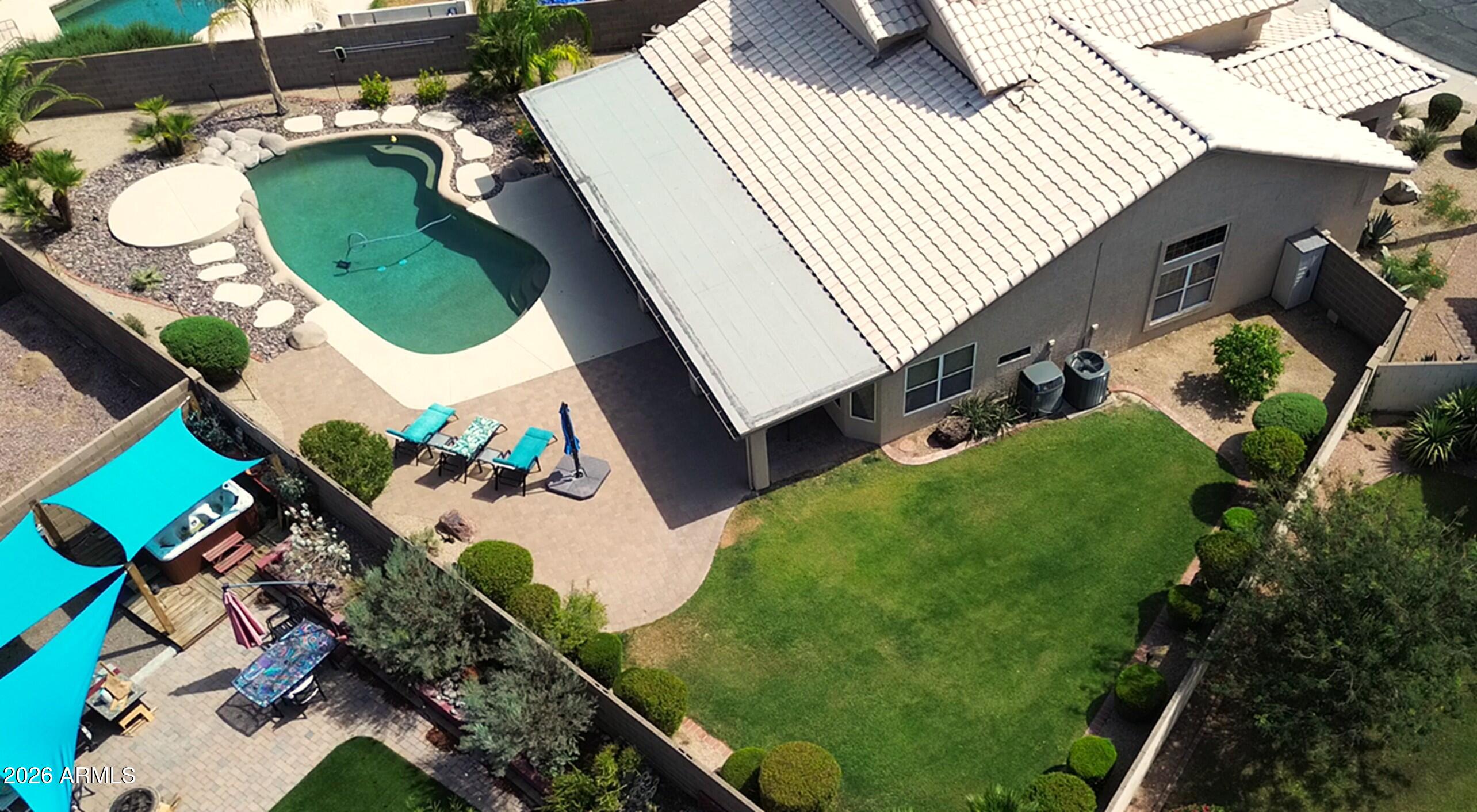 MOUNTAIN PARK RANCH - Residential