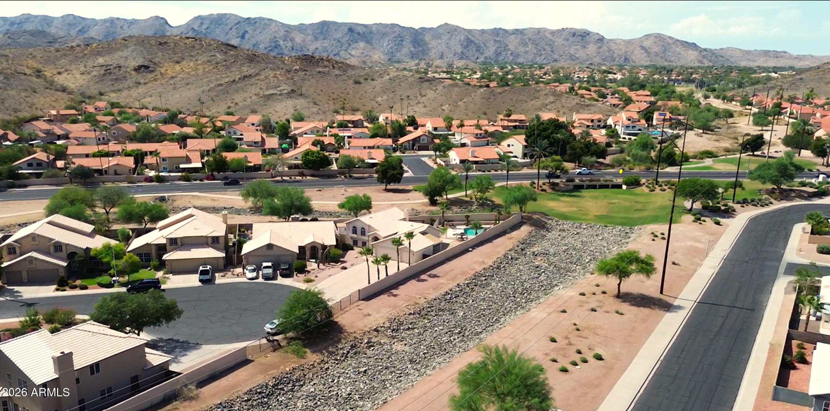 MOUNTAIN PARK RANCH - Residential
