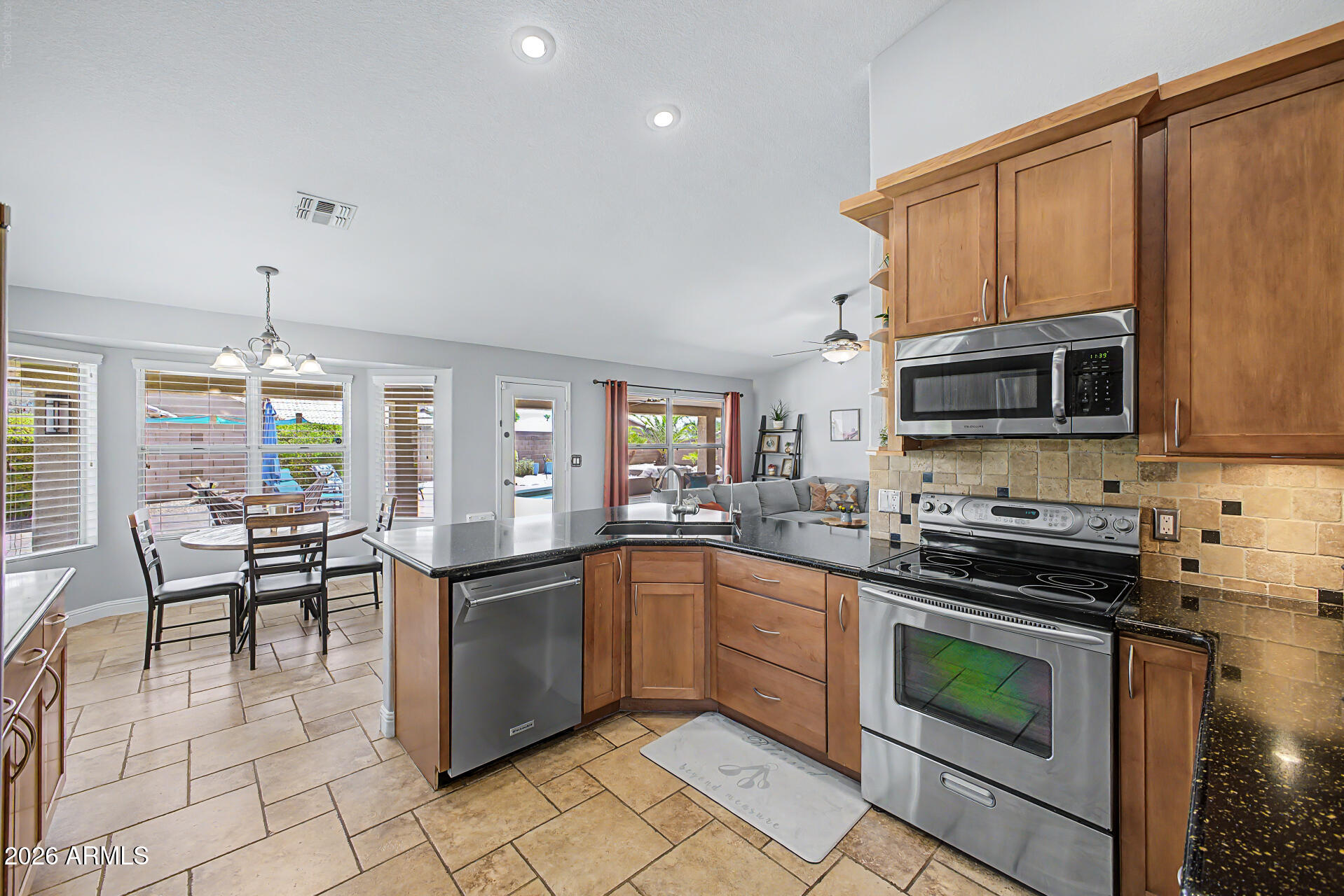 MOUNTAIN PARK RANCH - Residential
