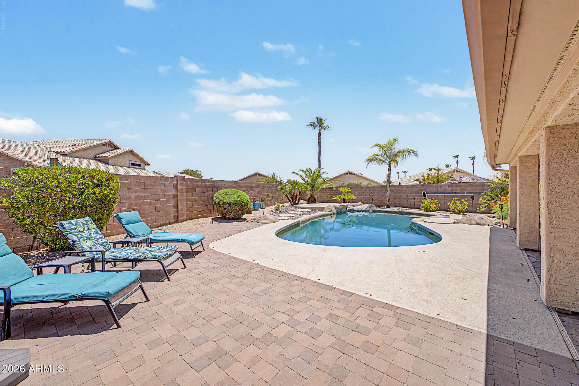 MOUNTAIN PARK RANCH - Residential