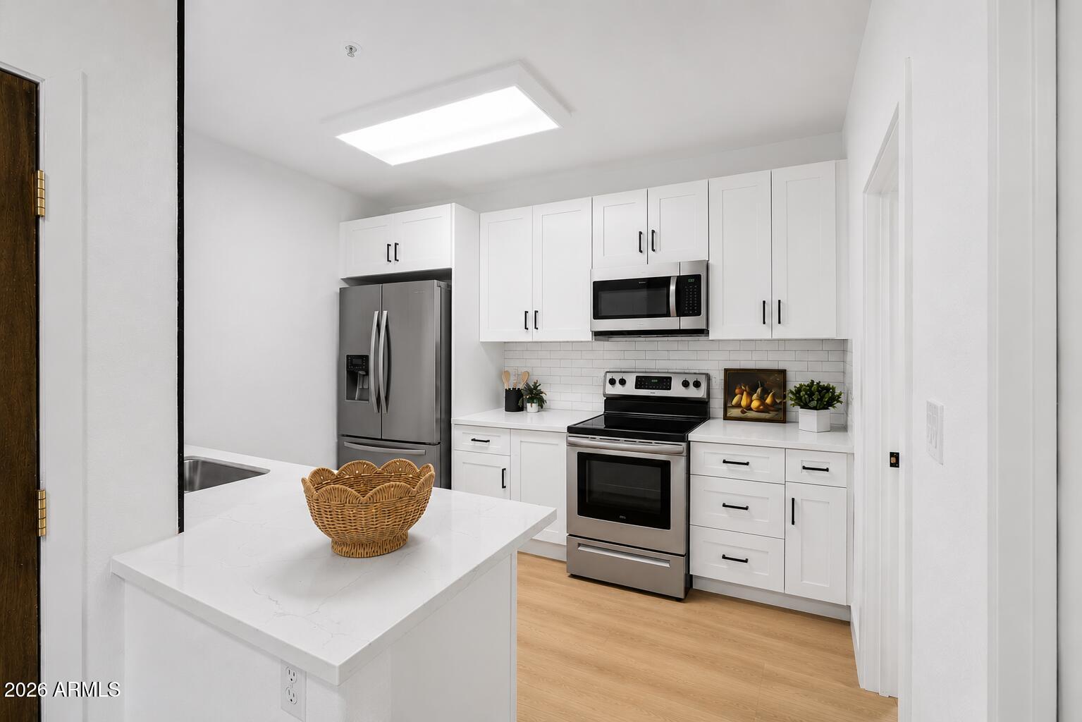 MISSION DEL ARROYOS CONDOMINIUM - Residential
