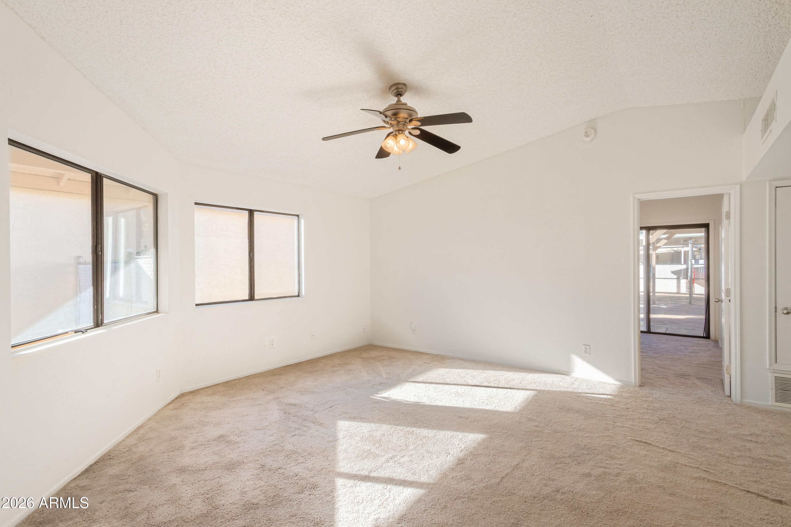 DESERT SHADOWS - Residential