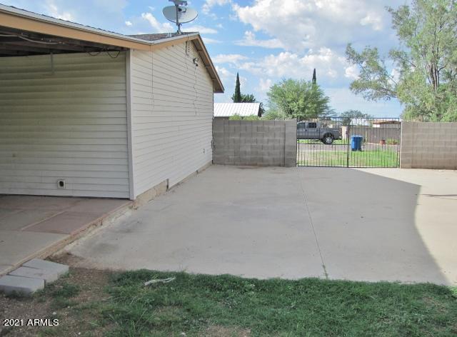 CIRCLE S RANCH ESTATES - Residential