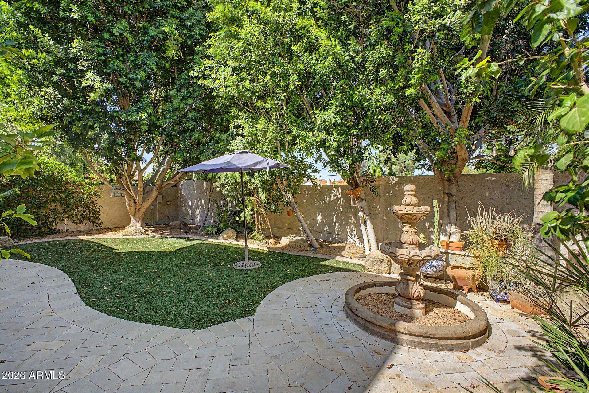 LAS PALOMAS - Residential
