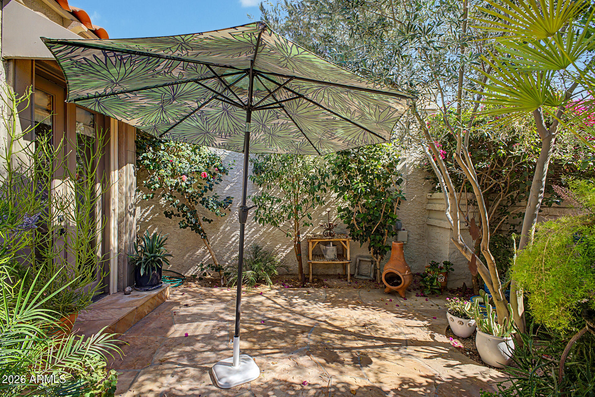 LAS PALOMAS - Residential