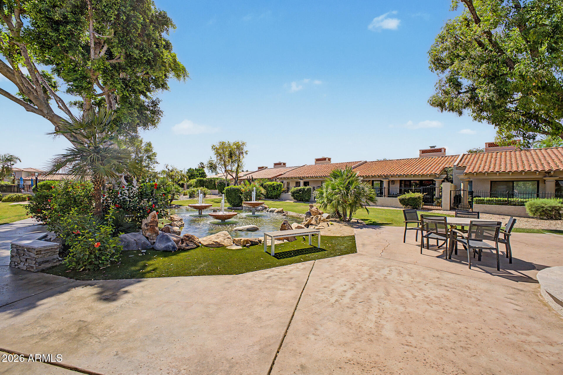 LAS PALOMAS - Residential