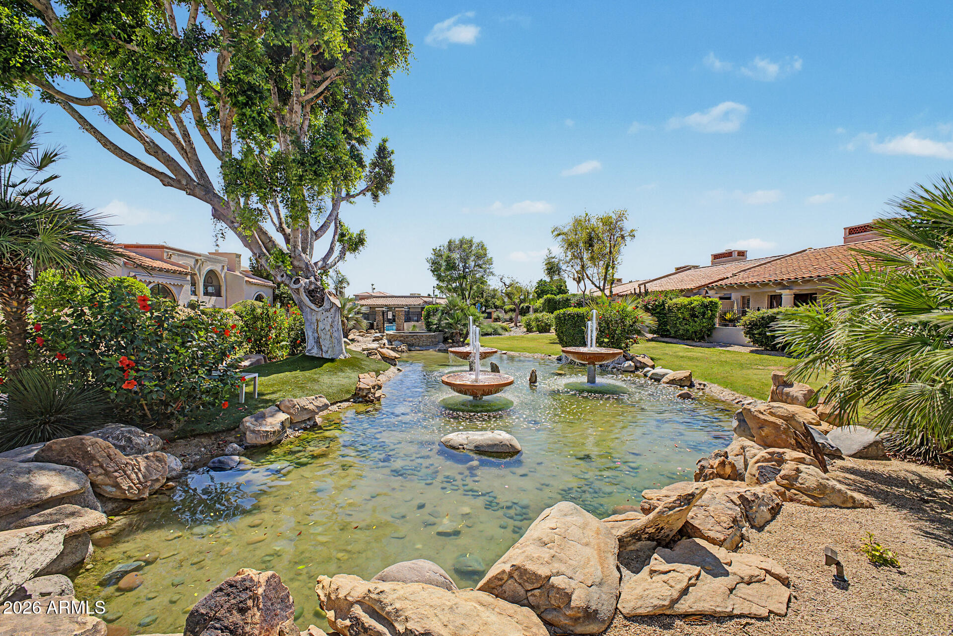 LAS PALOMAS - Residential