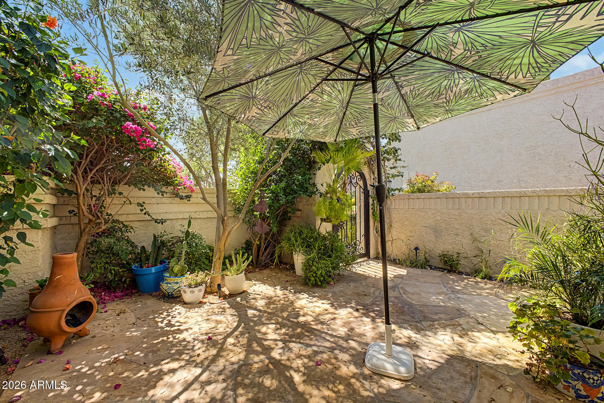 LAS PALOMAS - Residential