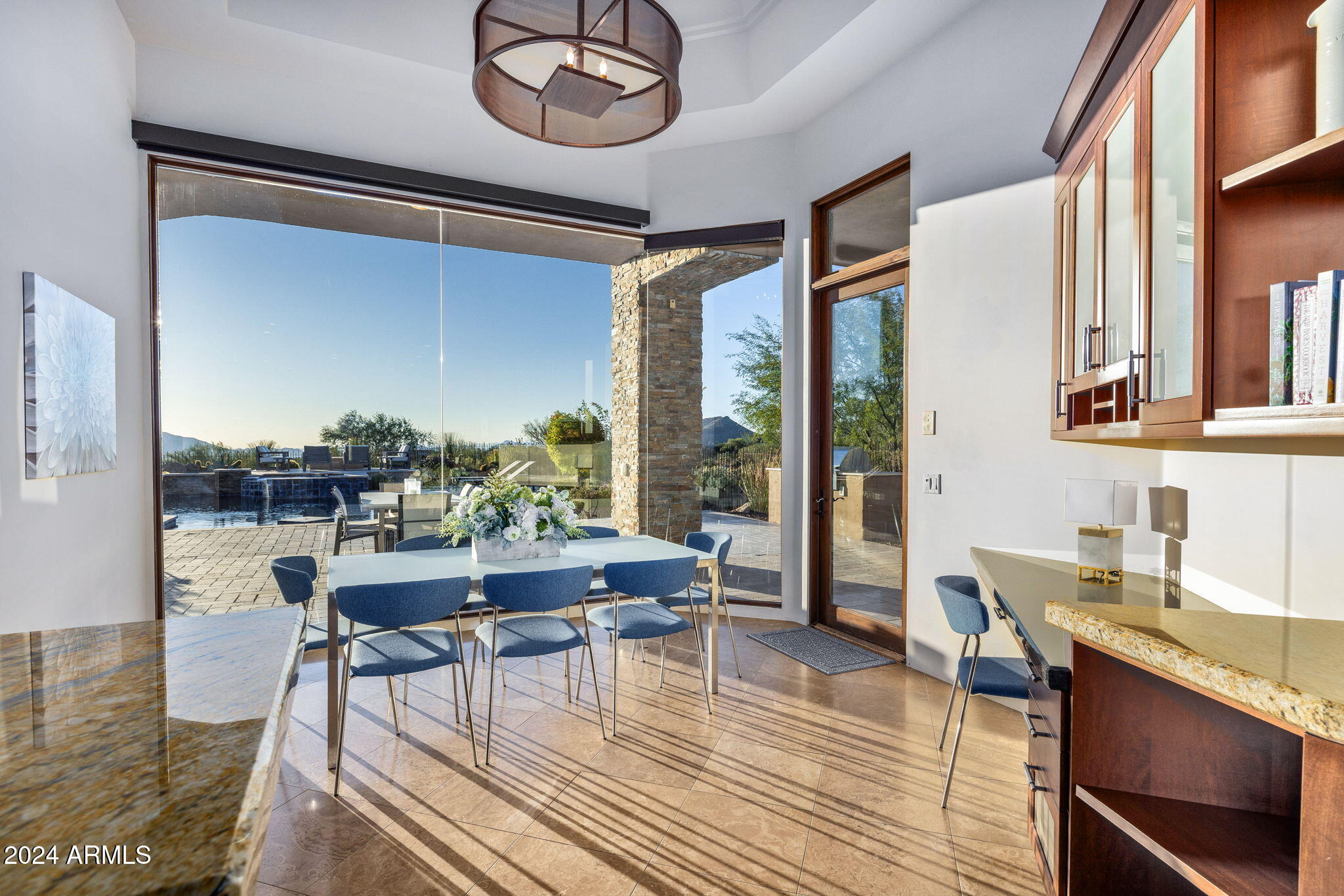 MIRABEL Club - Residential