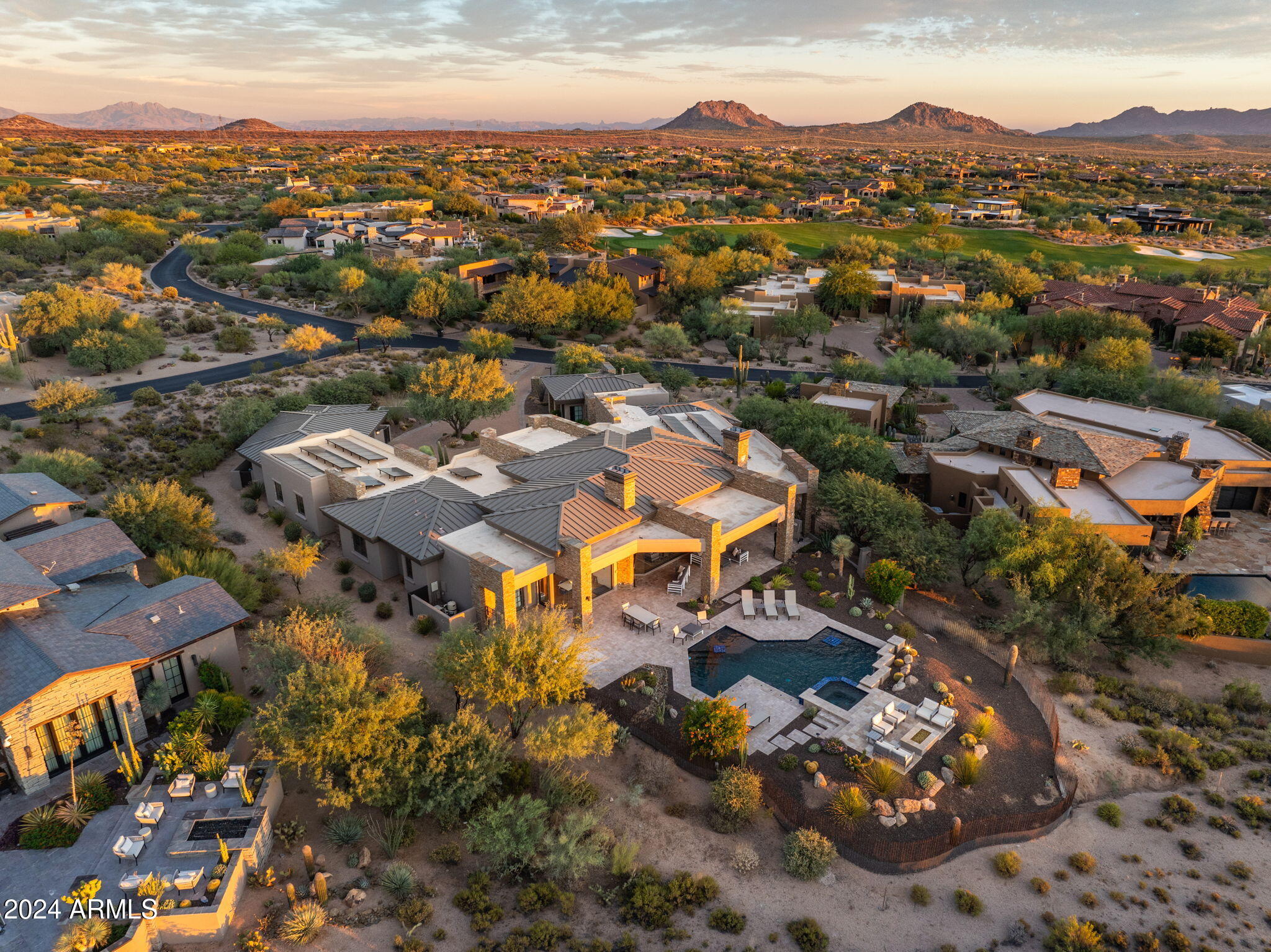 MIRABEL Club - Residential