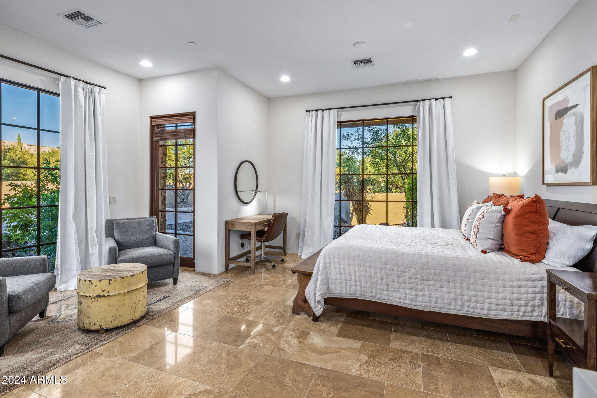 MIRABEL Club - Residential