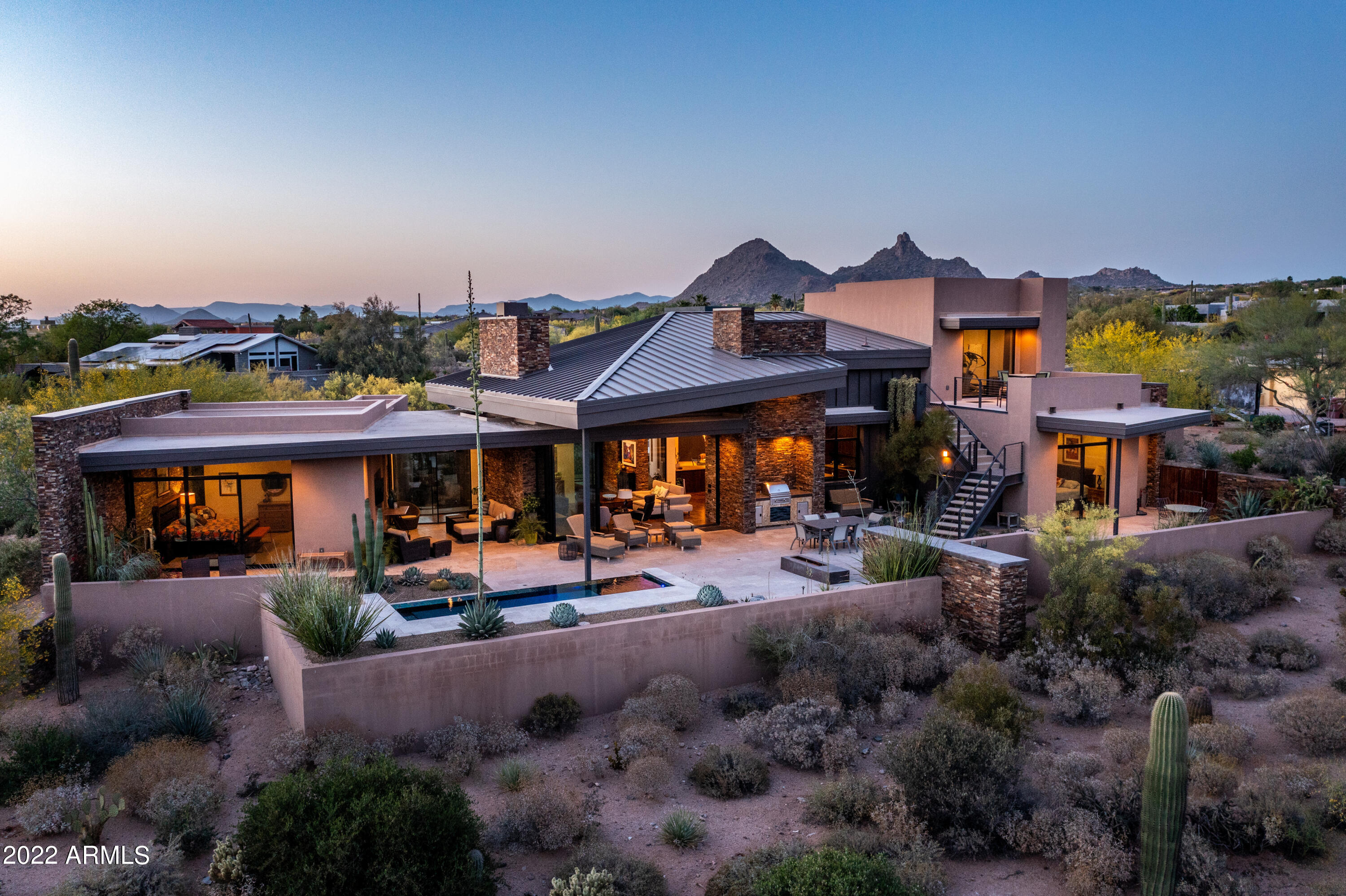 PINNACLE PEAK VISTAS - Residential