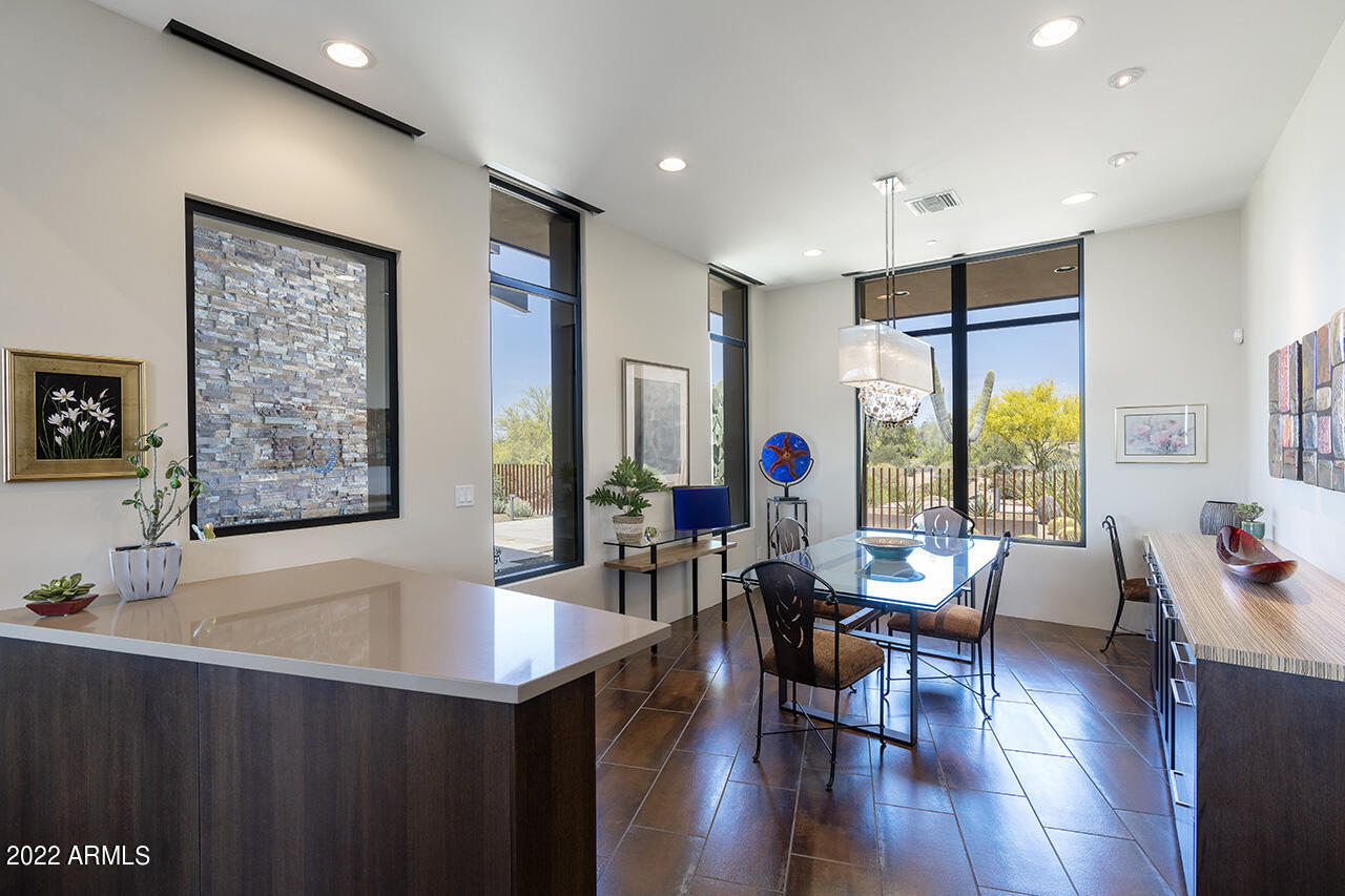 PINNACLE PEAK VISTAS - Residential