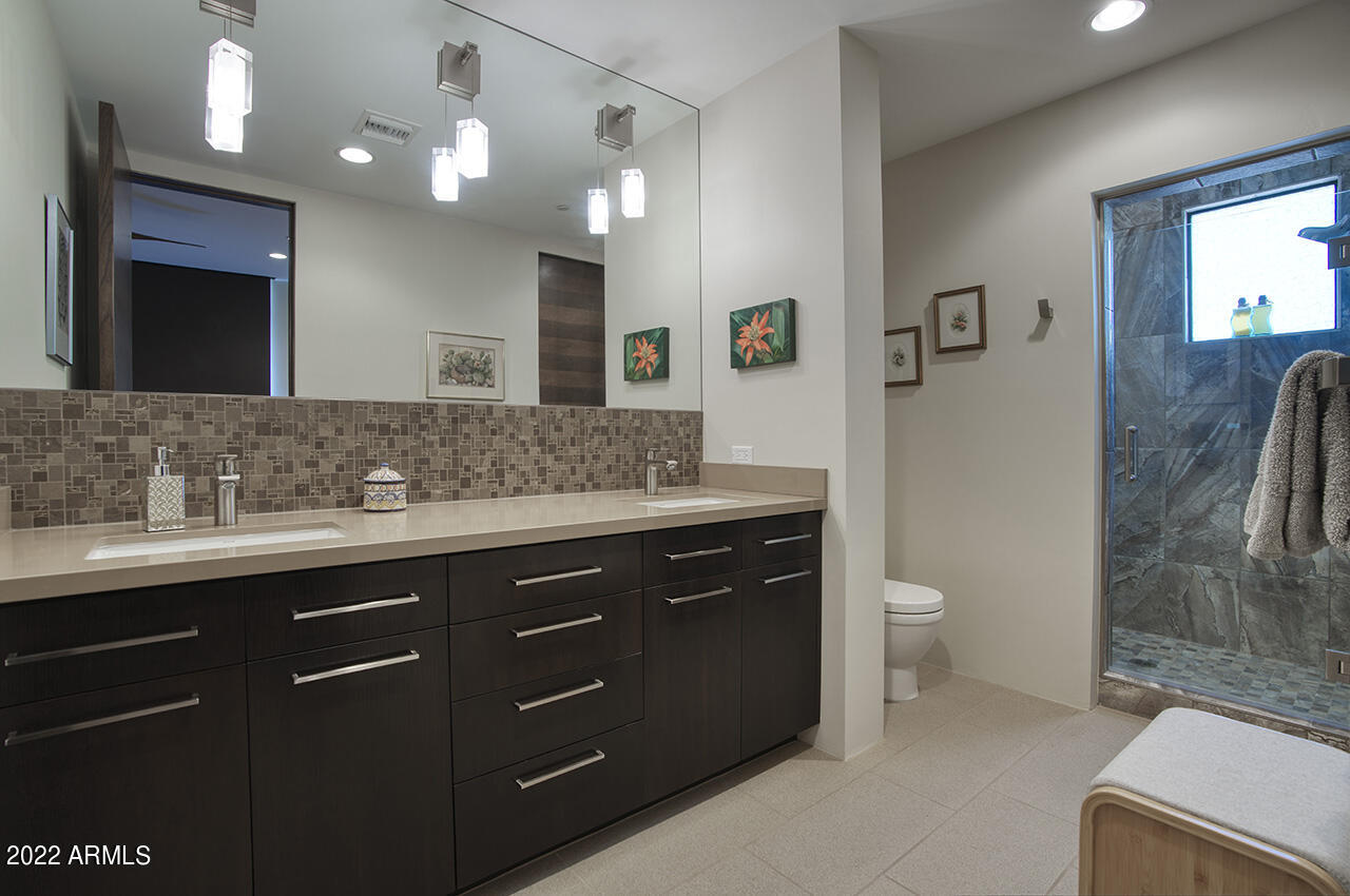 PINNACLE PEAK VISTAS - Residential