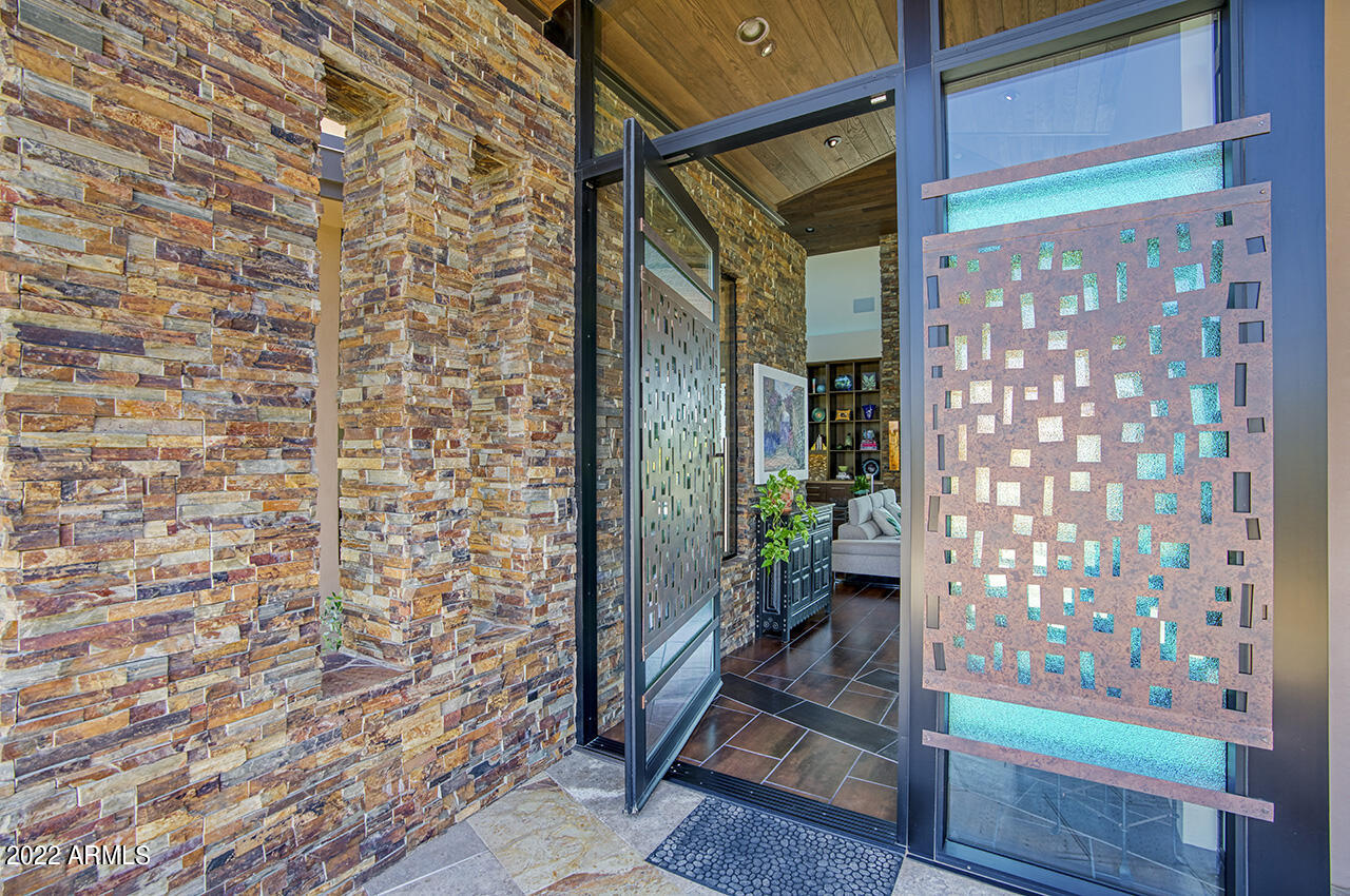 PINNACLE PEAK VISTAS - Residential