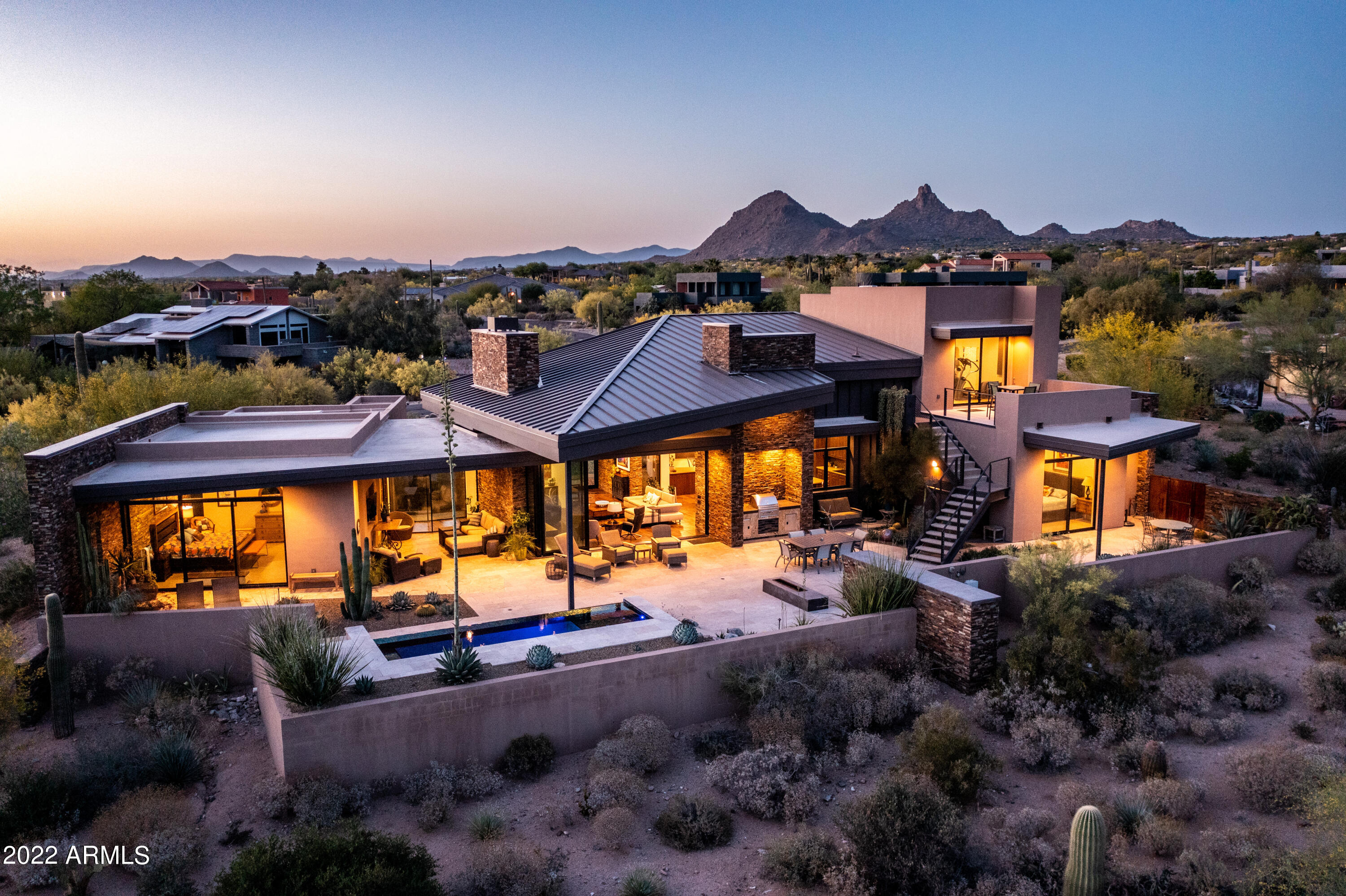 PINNACLE PEAK VISTAS - Residential