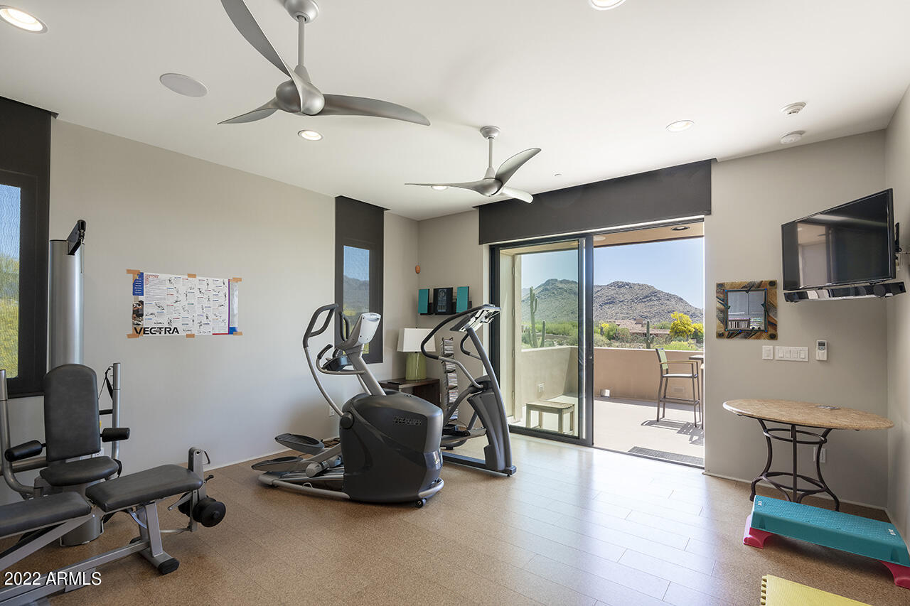 PINNACLE PEAK VISTAS - Residential