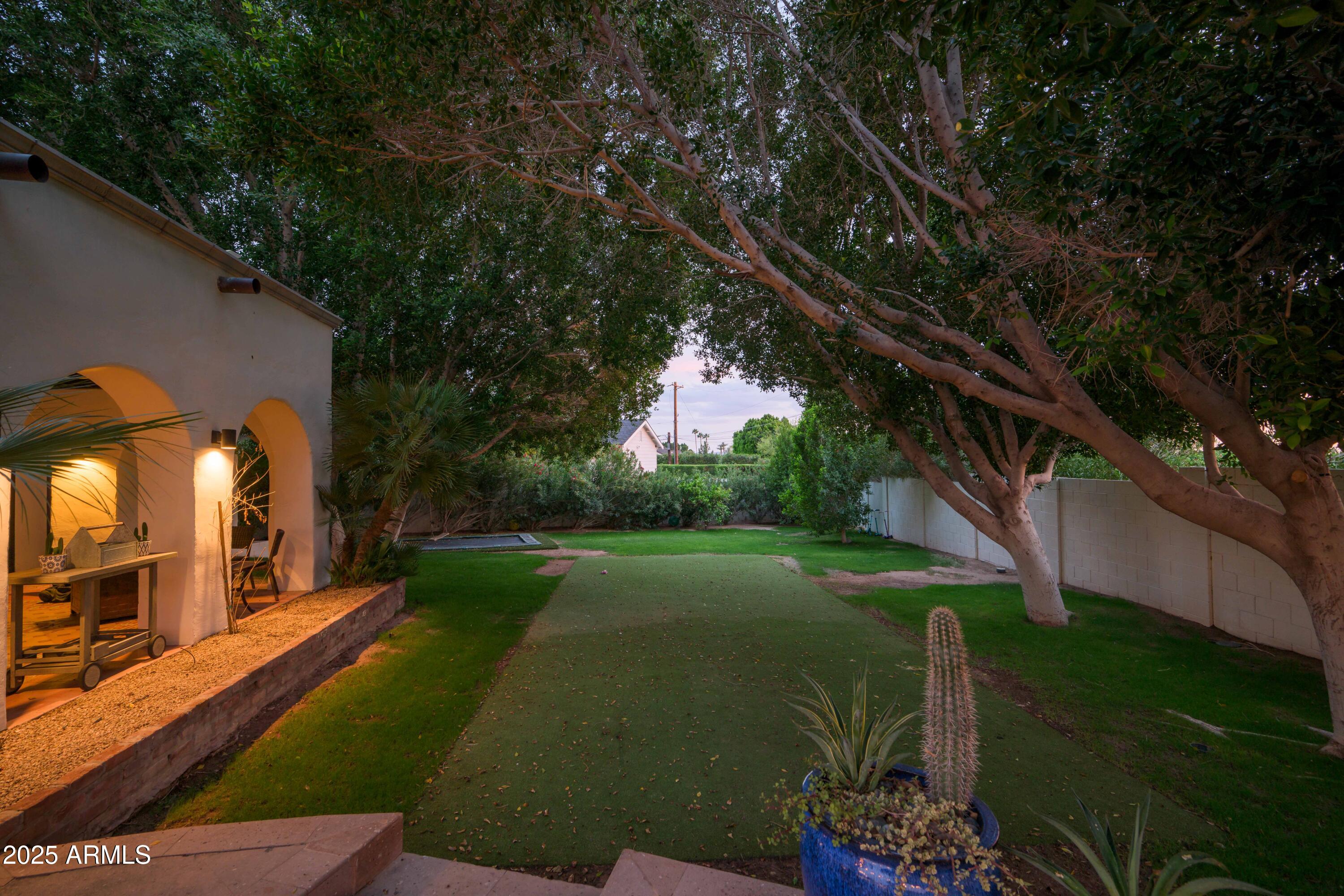 ROYAL PALM CIRCLE - Residential